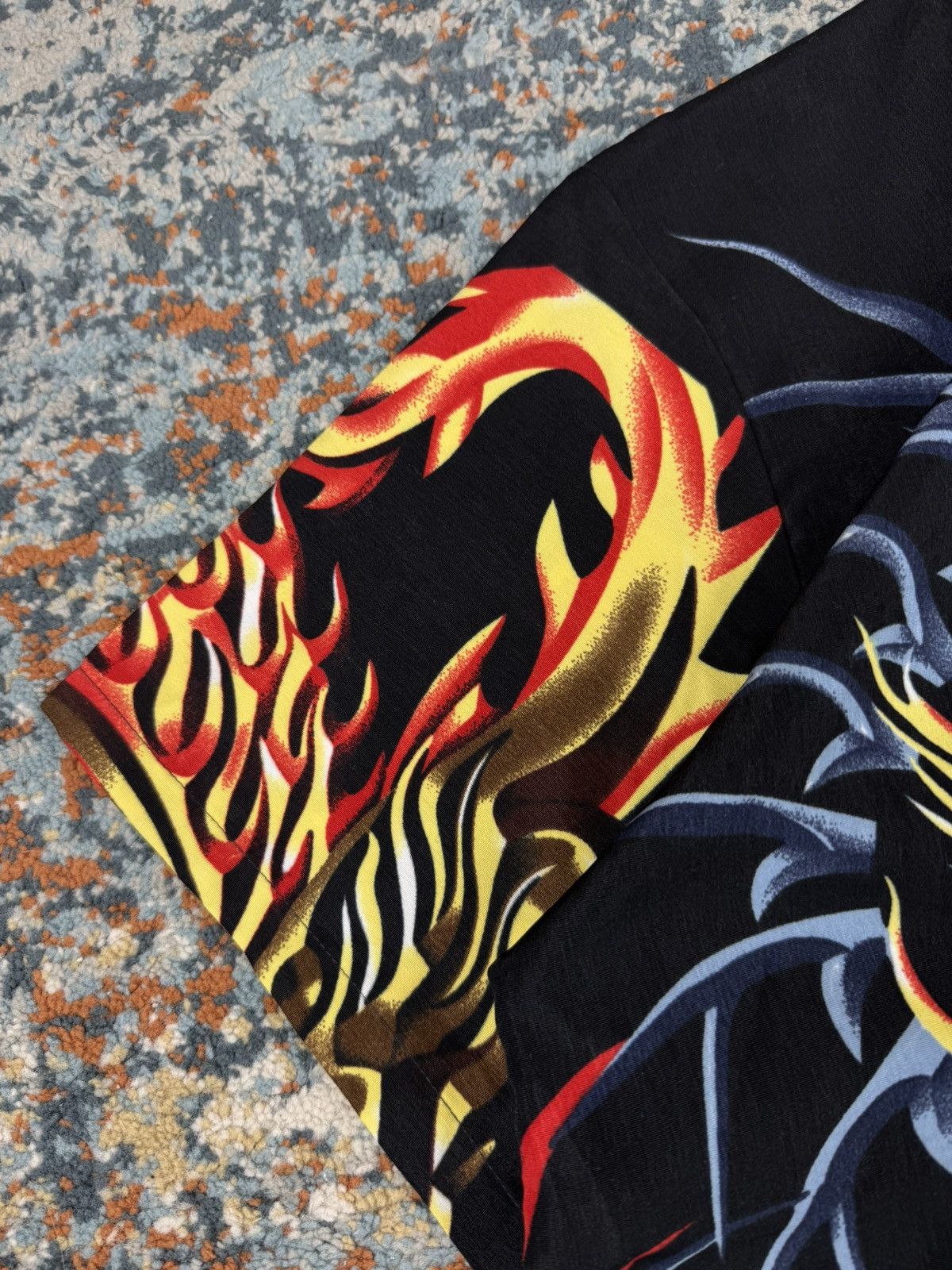 Vintage Vintage 90s Dragon tribal techno rave style short sleeve Size US L / EU 52-54 / 3 - 9 Thumbnail