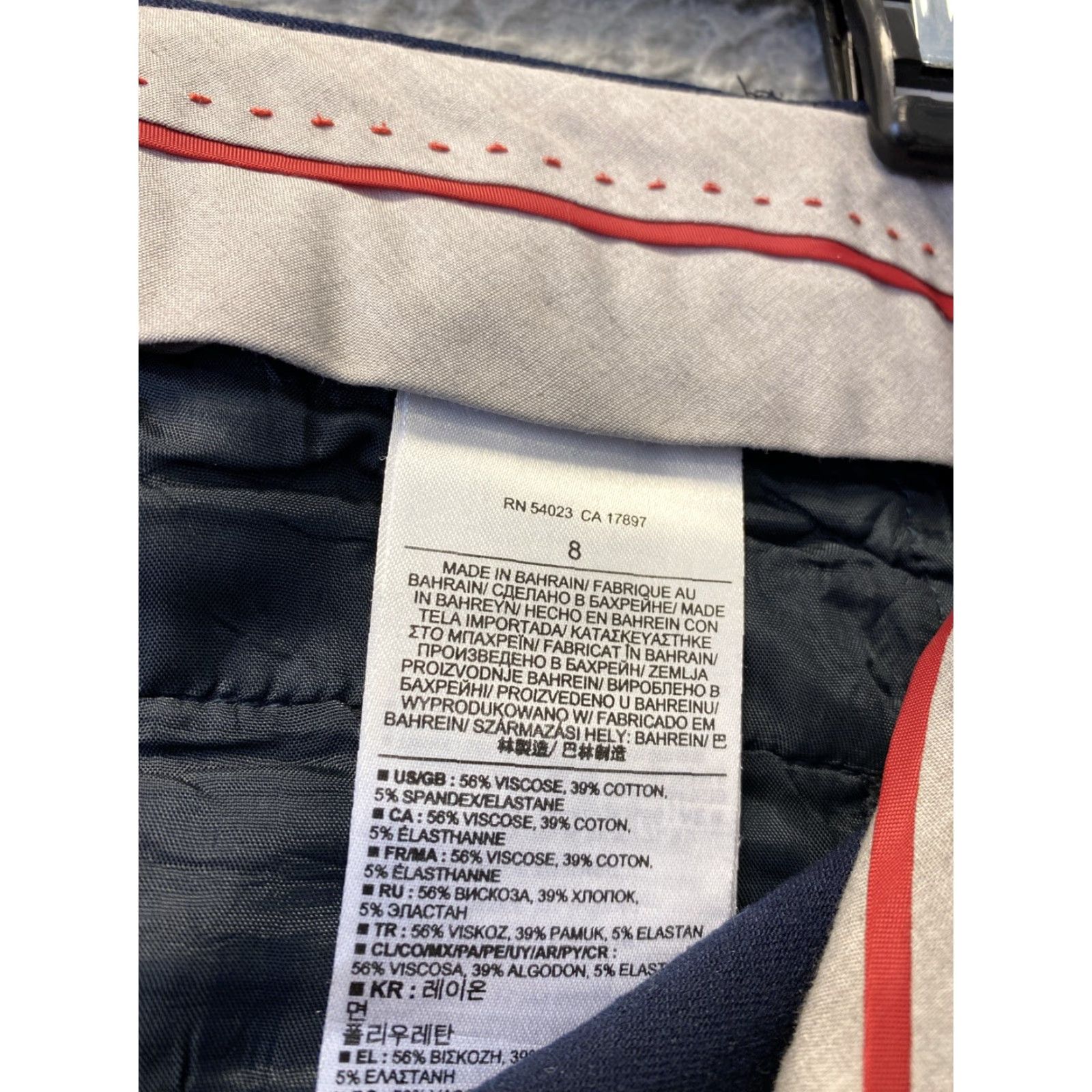 Banana Republic BANANA REPUBLIC Women's Capri Pants Size 8 Navy Classic Style Size 30" / US 8 / IT 44 - 8 Thumbnail