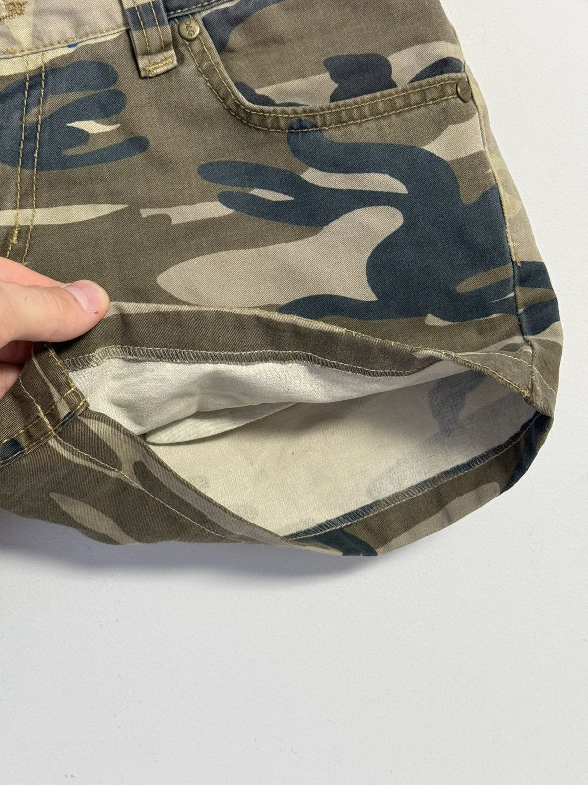 Dolce & Gabbana Dolce & Gabbana Vintage Women’s Shorts Camo style 90’s Size 29" - 7 Thumbnail