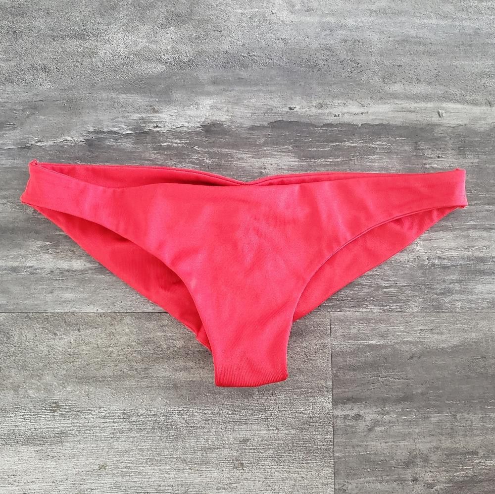 Designer Red Classic Cheeky Bikini Bottoms Size ONE SIZE - 1 Thumbnail