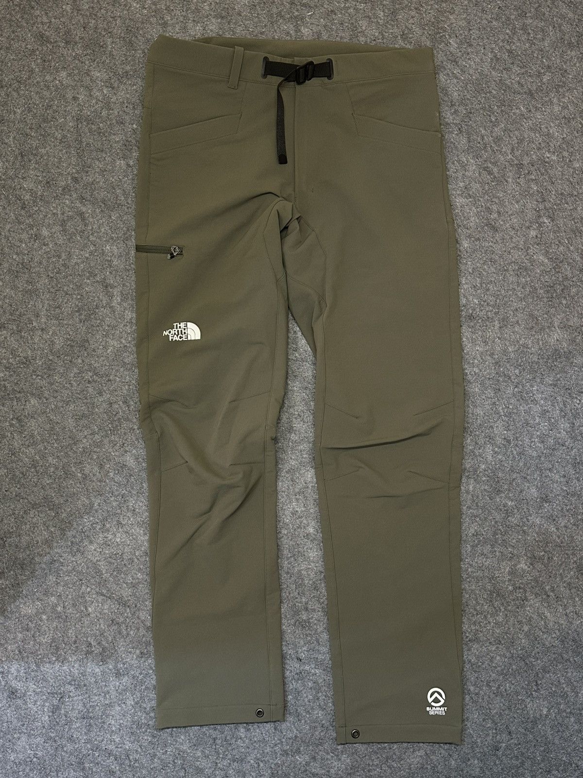 The North Face The North Face men's Summit Series hiking pants . Size US 33 - 1 Thumbnail