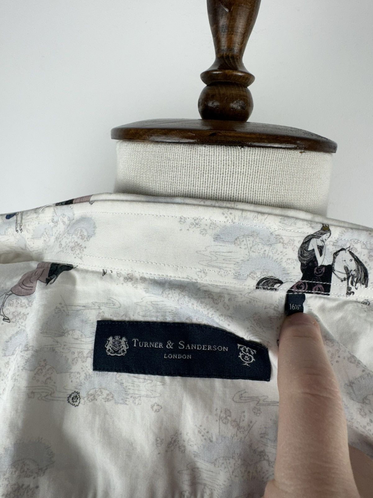 Designer Turner Sanderson Long Sleeve Button Down Shirt size 16 1/2 Size US XL / EU 56 / 4 - 6 Thumbnail