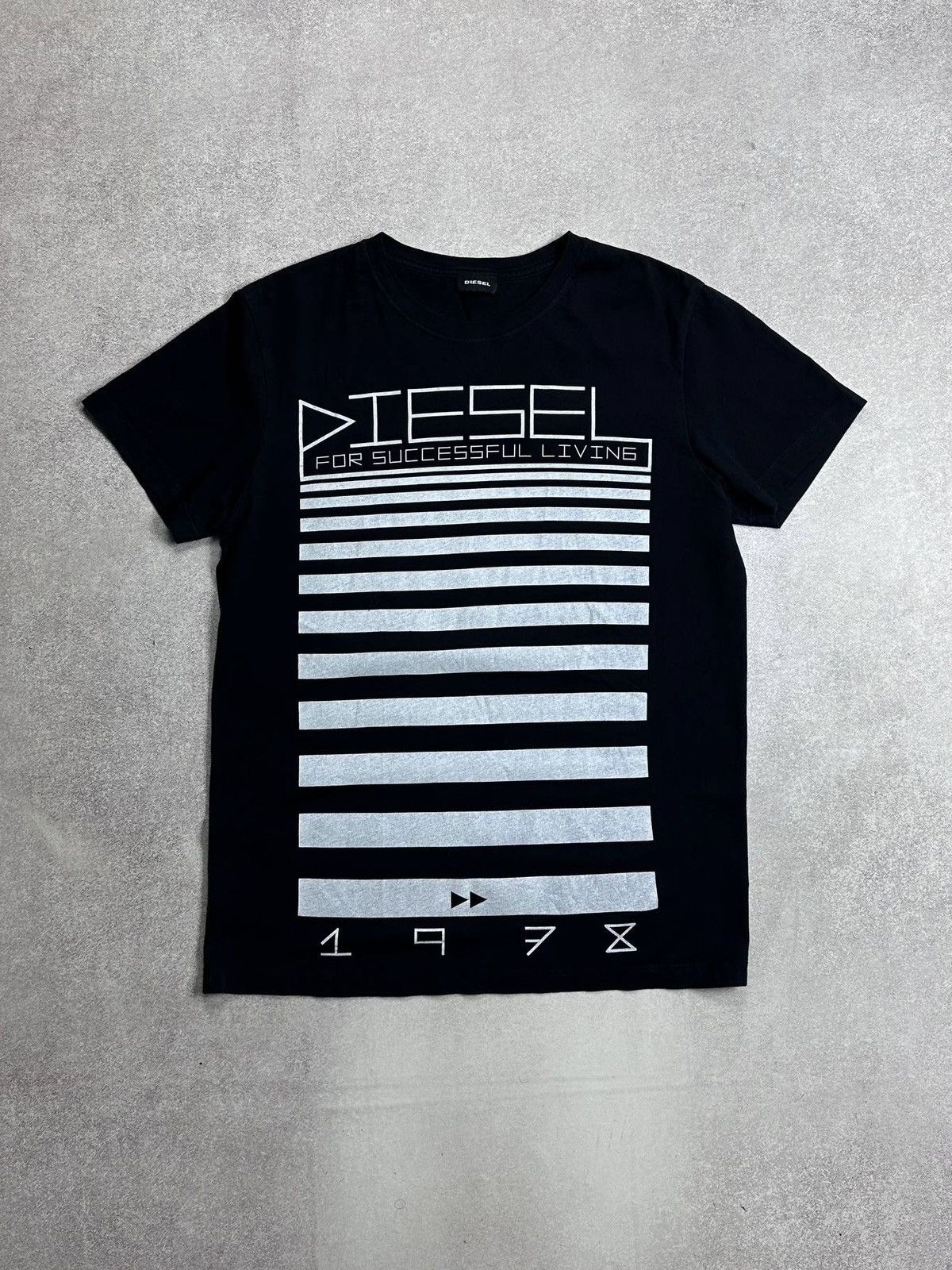 Diesel Vintage Diesel 1978 Boxy T-shirt L Size US L / EU 52-54 / 3 - 1 Thumbnail