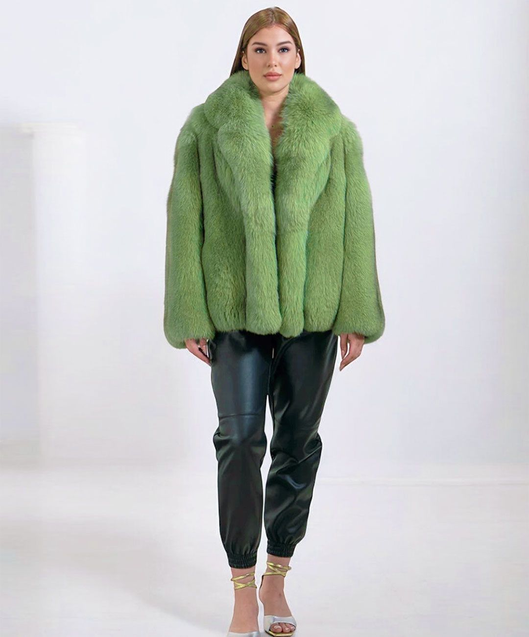 Other Women’s ‘Matcha Green’ Fox Fur Coat Size L / US 10 / IT 46 - 2 Thumbnail