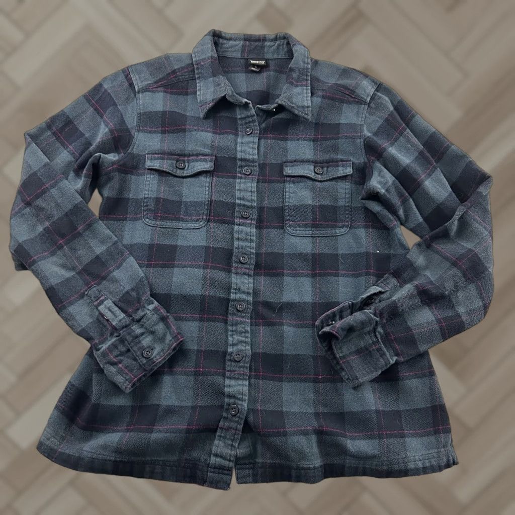 Patagonia Patagonia Flannel Long Sleeve Button-Up Shirt Women's 12 Blue Fjord Plaid Size XL / US 12-14 / IT 48-50 - 1 Thumbnail