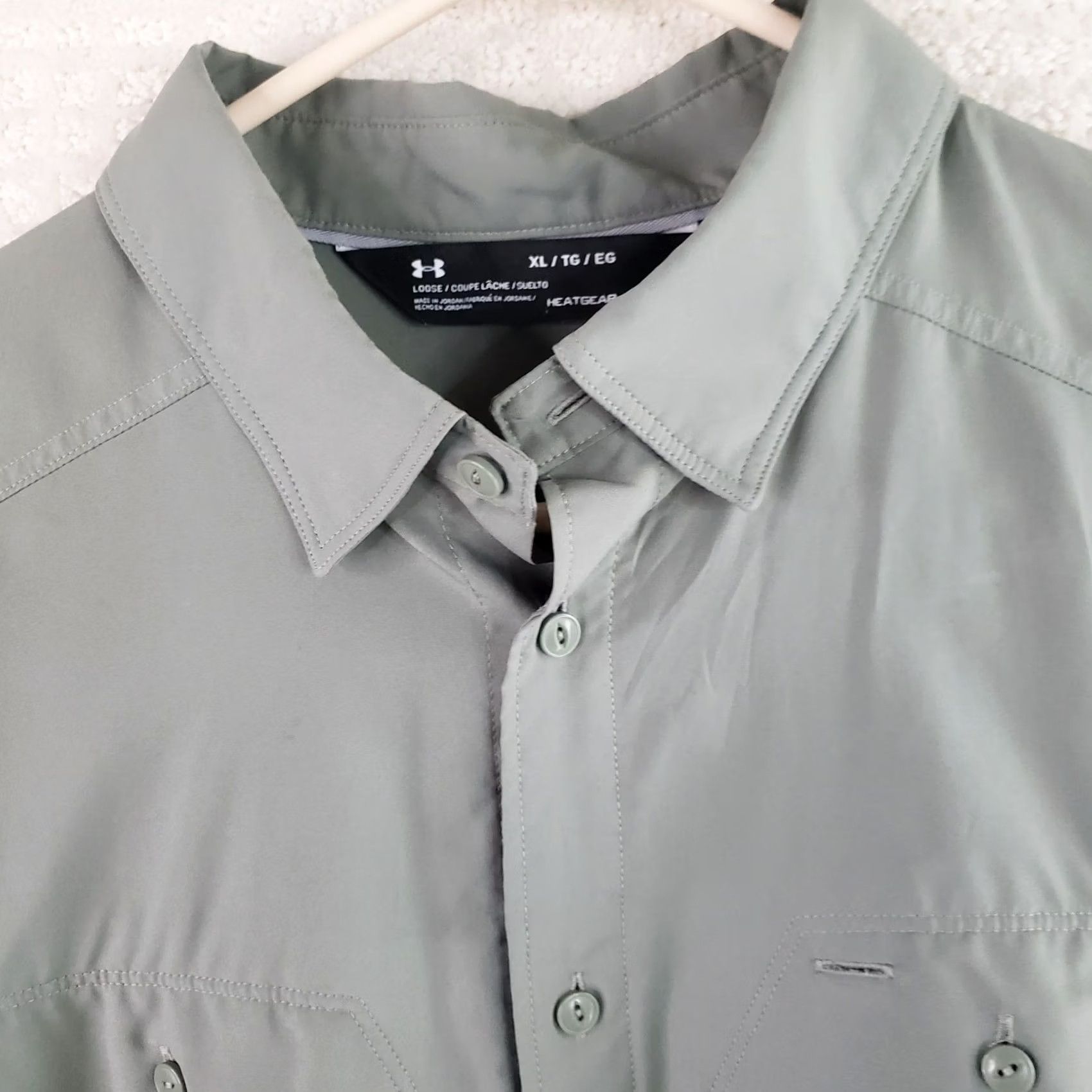 Under Armour Under Armour Shirt XL Greenish Gray Solid Short Sleeve Button Up Outdoor Mens Size US XL / EU 56 / 4 - 4 Thumbnail