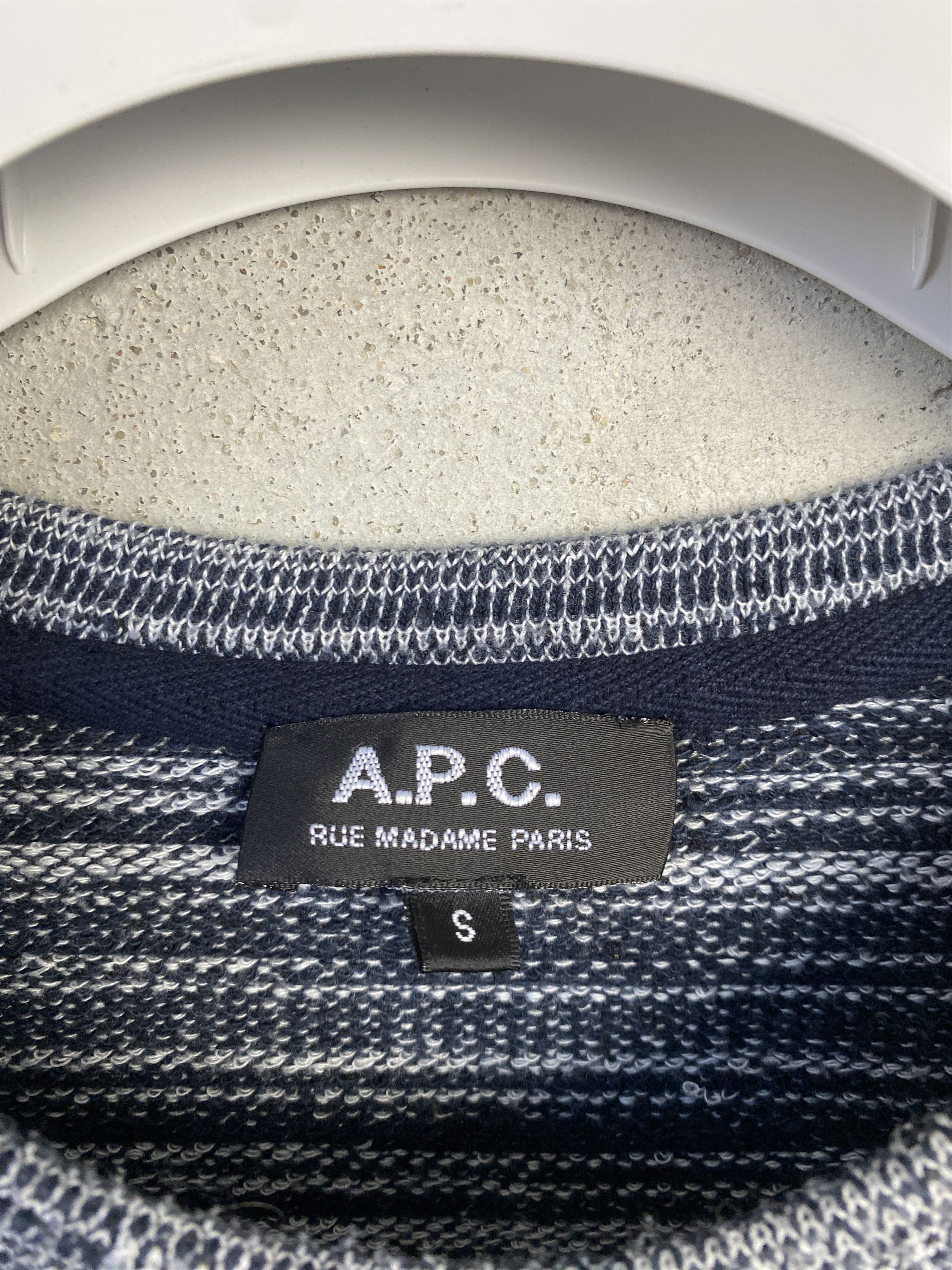 A.P.C. A.P.C. sweater knitwear sweatshirt casual Size US S / EU 44-46 / 1 - 3 Thumbnail