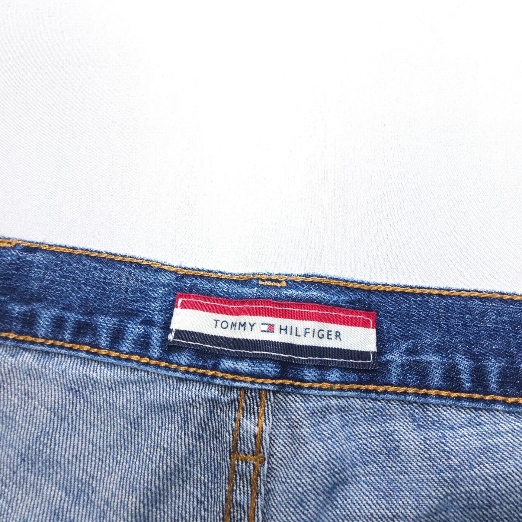 Tommy Hilfiger Tommy Hilfiger Jeans Mens 38 x 30 Blue Relaxed 100% Cotton Denim Straight 5-Pocket Logo Vintage: No Y2K 90s American Mens Jeans Size US 38 / EU 54 - 3 Thumbnail