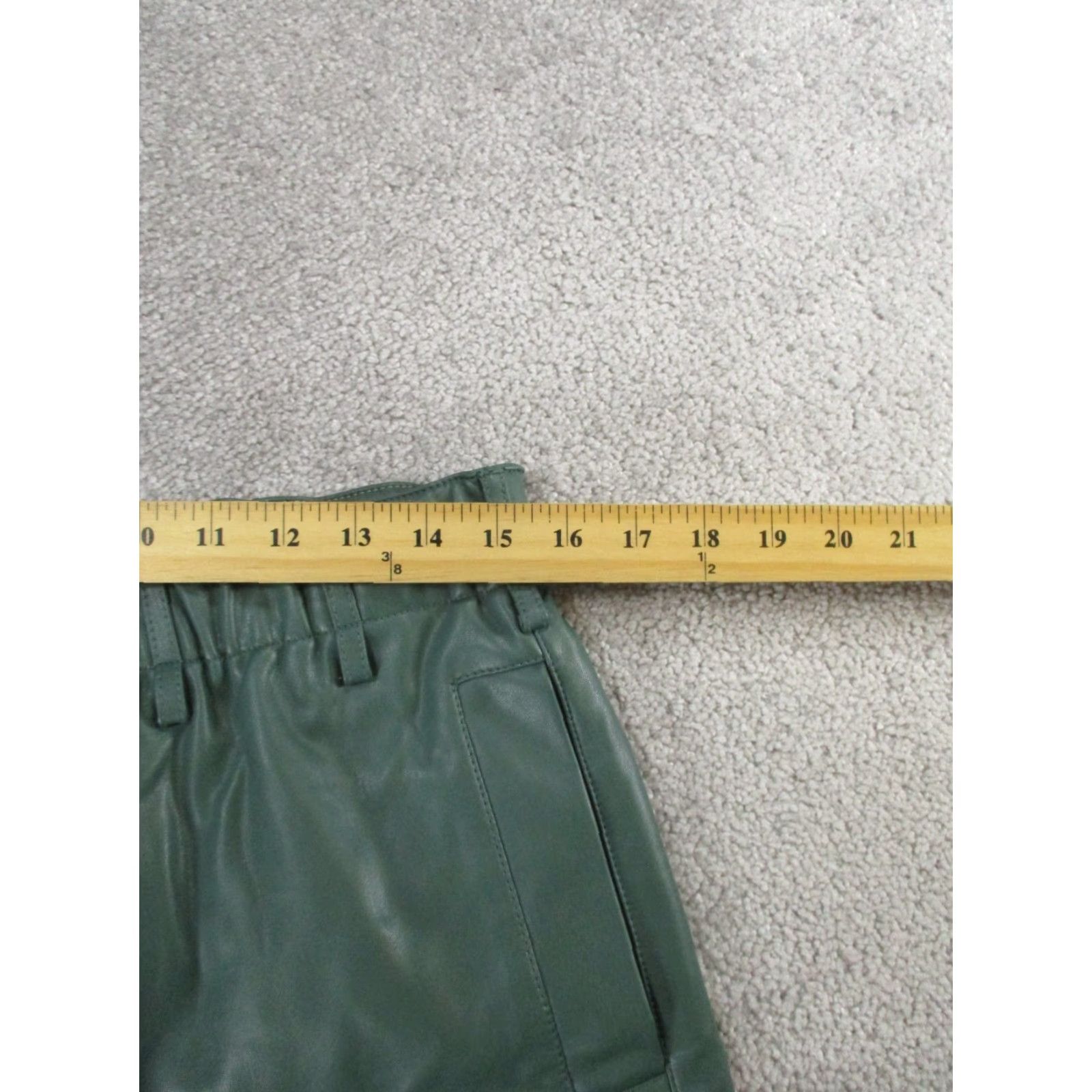 Anthropologie Pilcro By Anthropologie Joggers Womens S Green Faux Leather Size 28" / US 6 / IT 42 - 7 Thumbnail