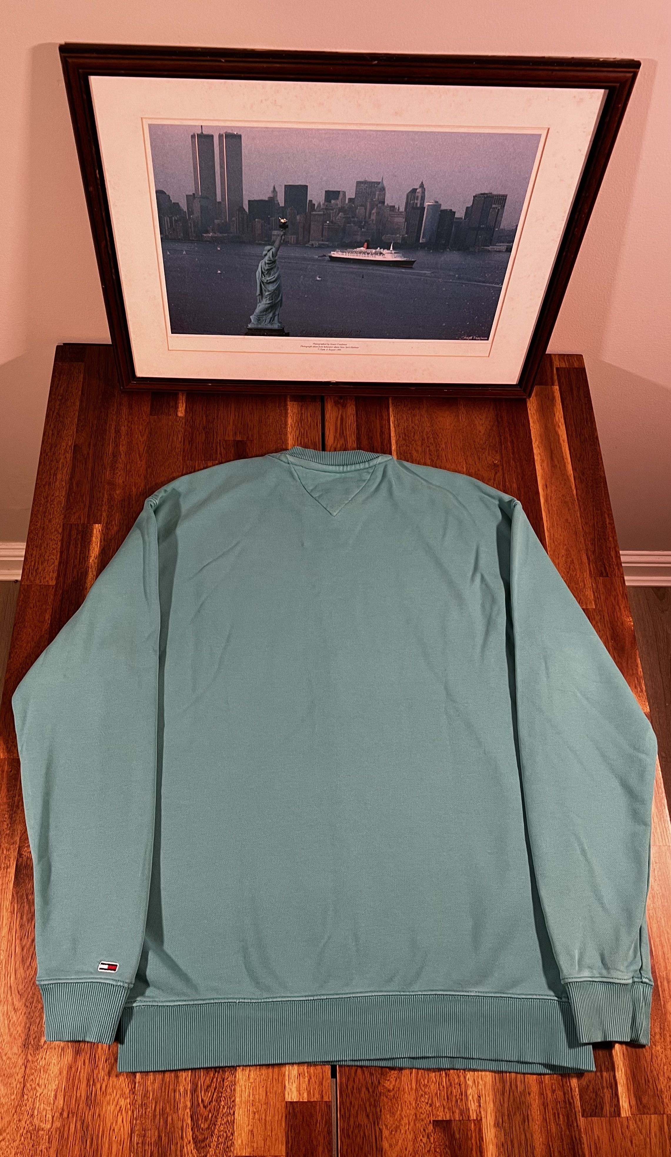 Tommy Hilfiger Tomy Hilfiger Vintage Sweatshirt Size US S / EU 44-46 / 1 - 2 Thumbnail