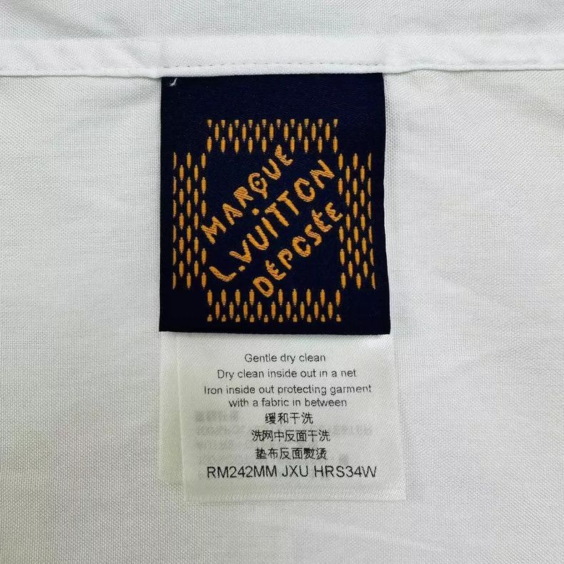 Louis Vuitton Louis Vuitton New Embroidered Logo Shirt-2506 Size US L / EU 52-54 / 3 - 3 Thumbnail
