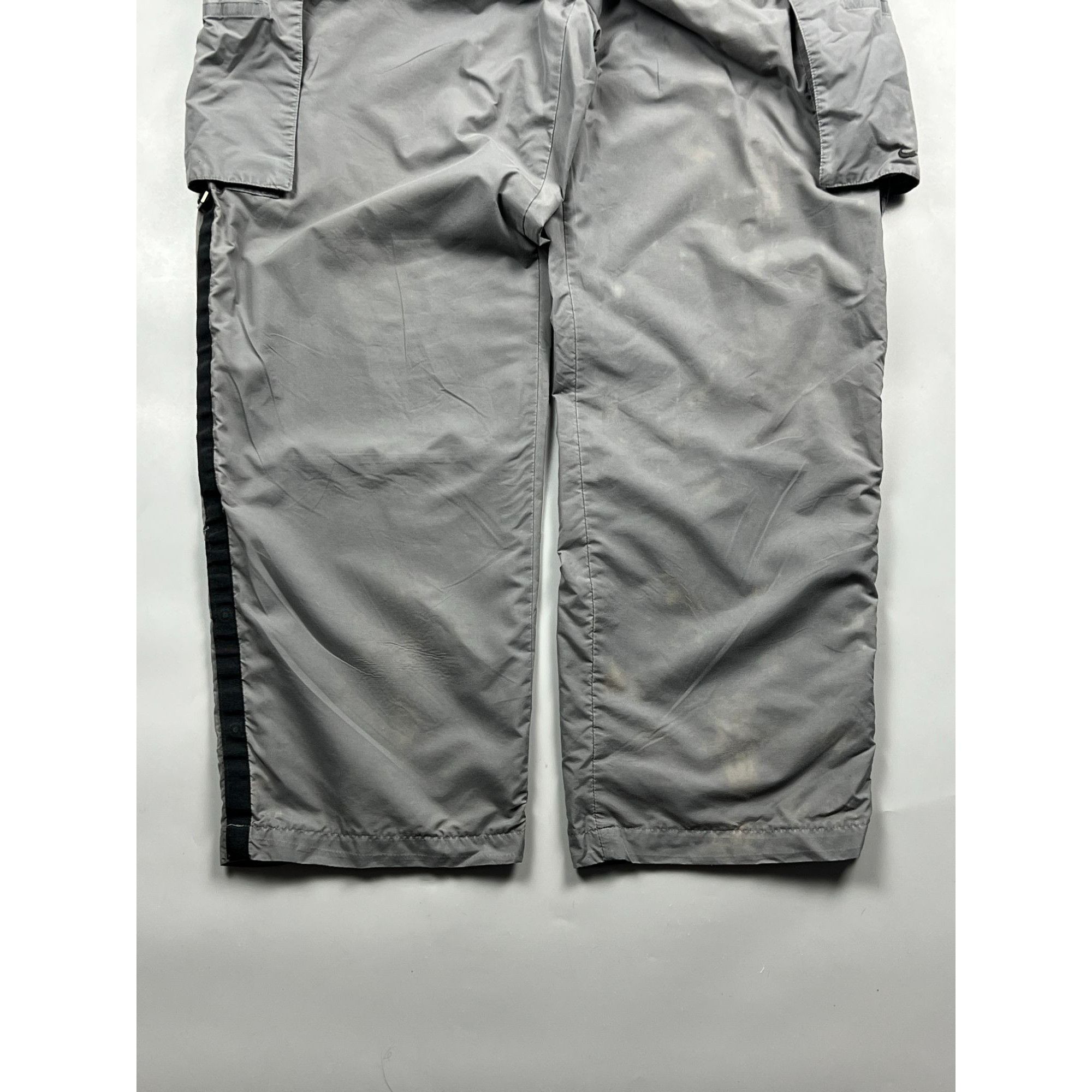Nike Nike Vintage Nylon Track Pants (Y0812) Size US 36 / EU 52 - 2 Thumbnail