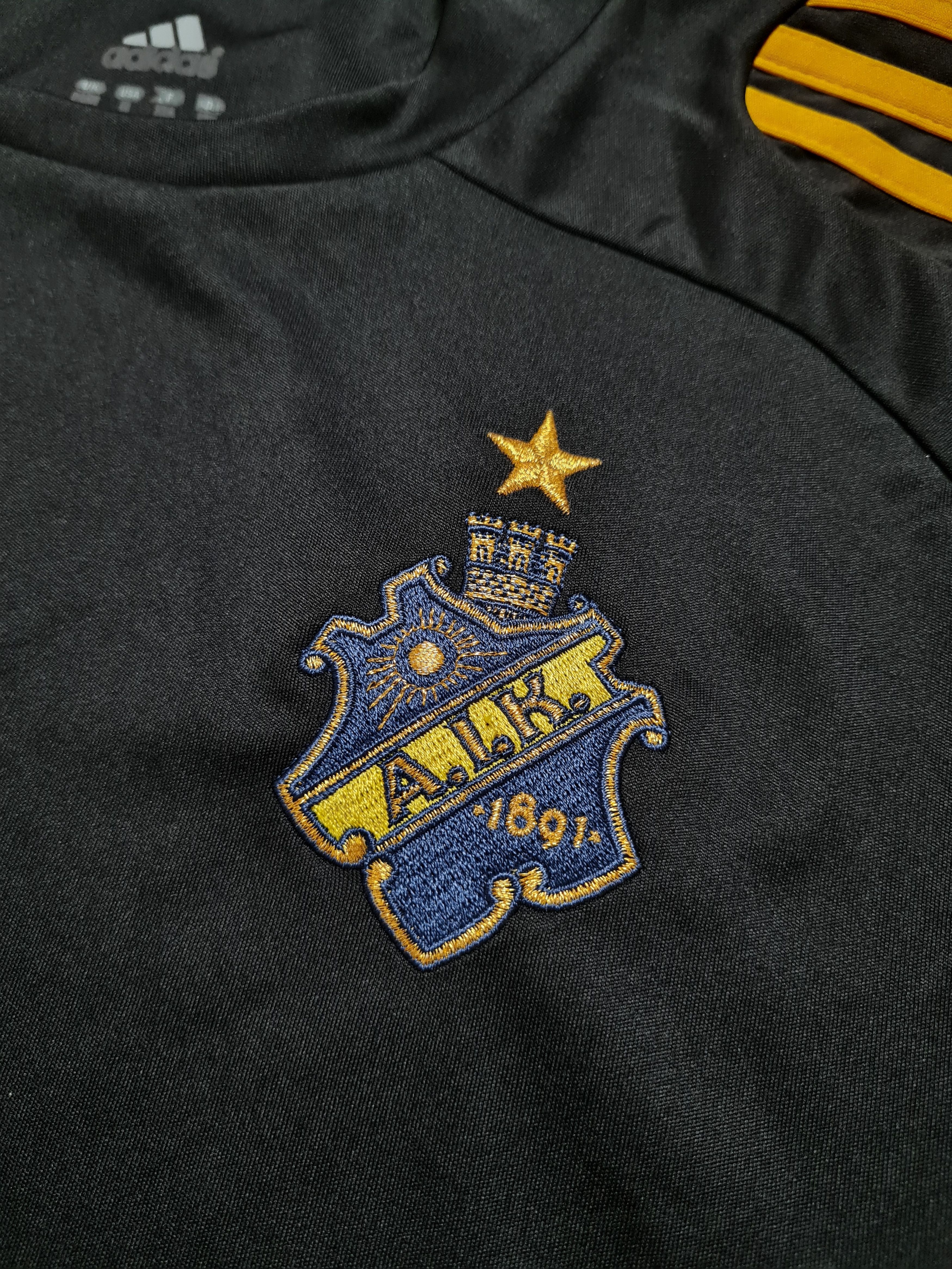 Adidas JERSEY AIK ADIDAS FOOTBALL SOCCER SHIRT MAGILA TRIKOT Size US XXS / EU 40 - 9 Thumbnail