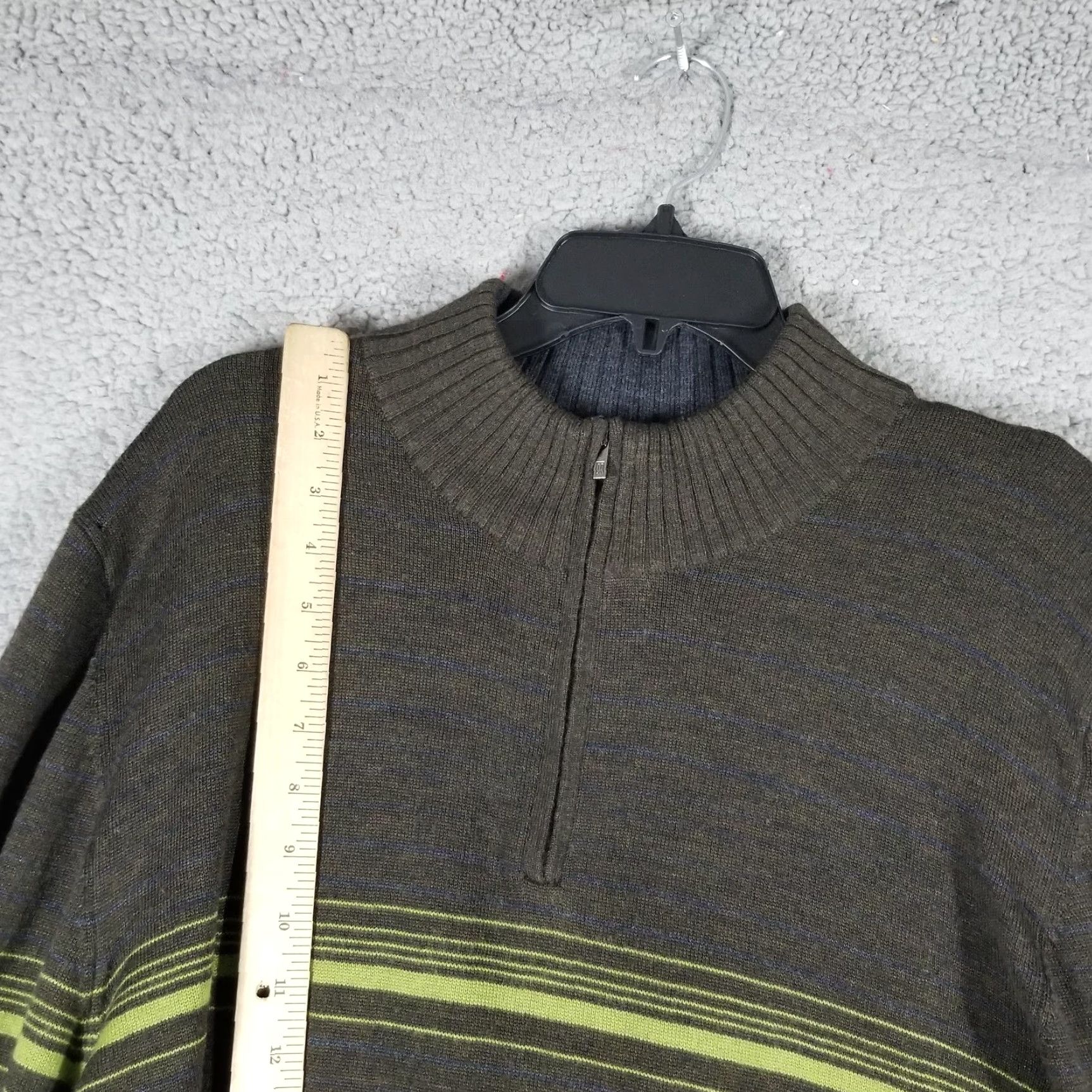 Vintage VINTAGE Tiger Woods Collection Sweater Shirt Mens L Wool 1/4 Zip Mock Neck Pullover Golf Classic Brown Striped 90s Men’s Size US L / EU 52-54 / 3 - 2 Thumbnail