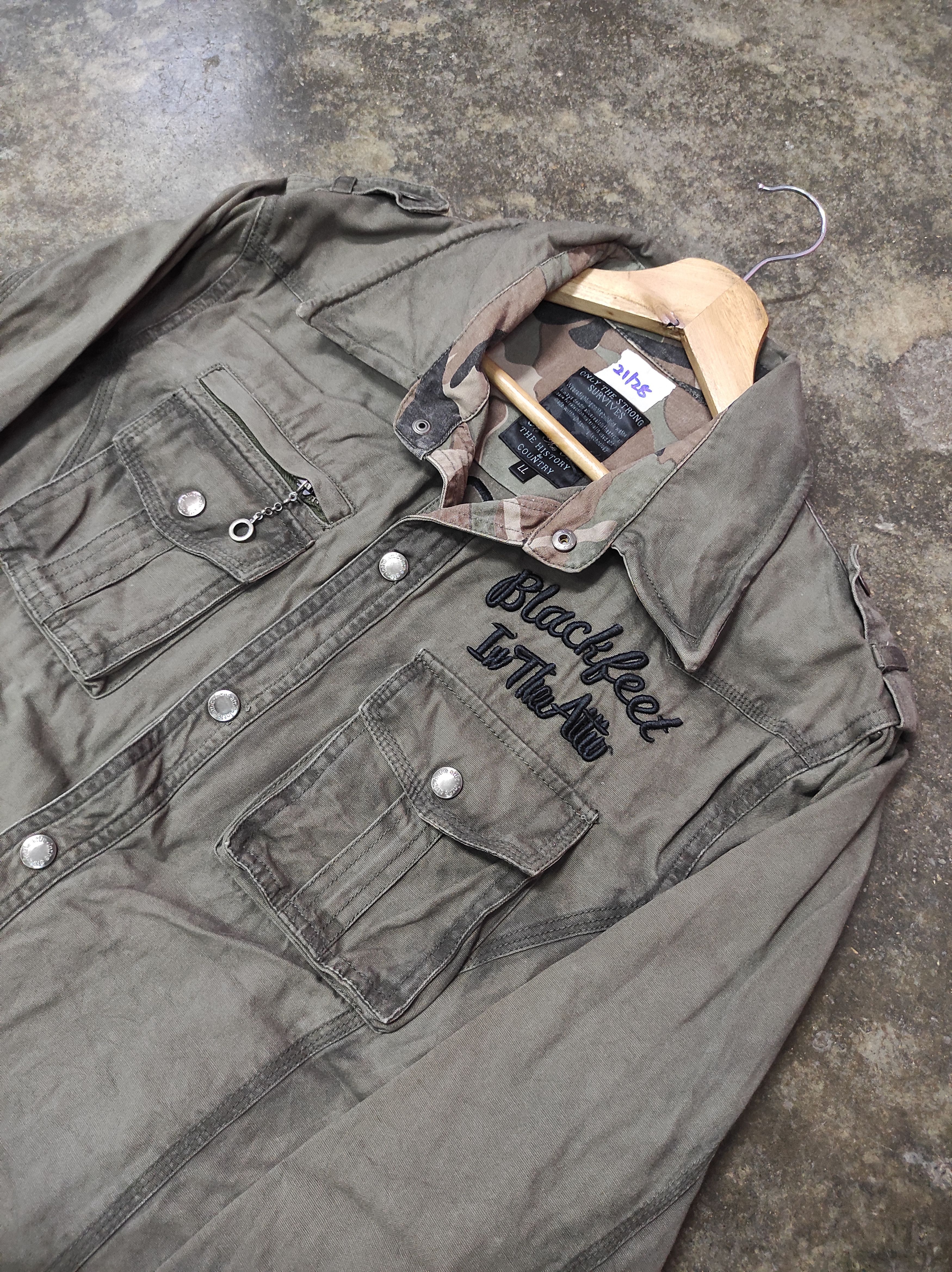 In The Attic IN THE ATTIC EMBROIDERY LOGO JACKET SHIRT BUTTON Size US M / EU 48-50 / 2 - 4 Thumbnail