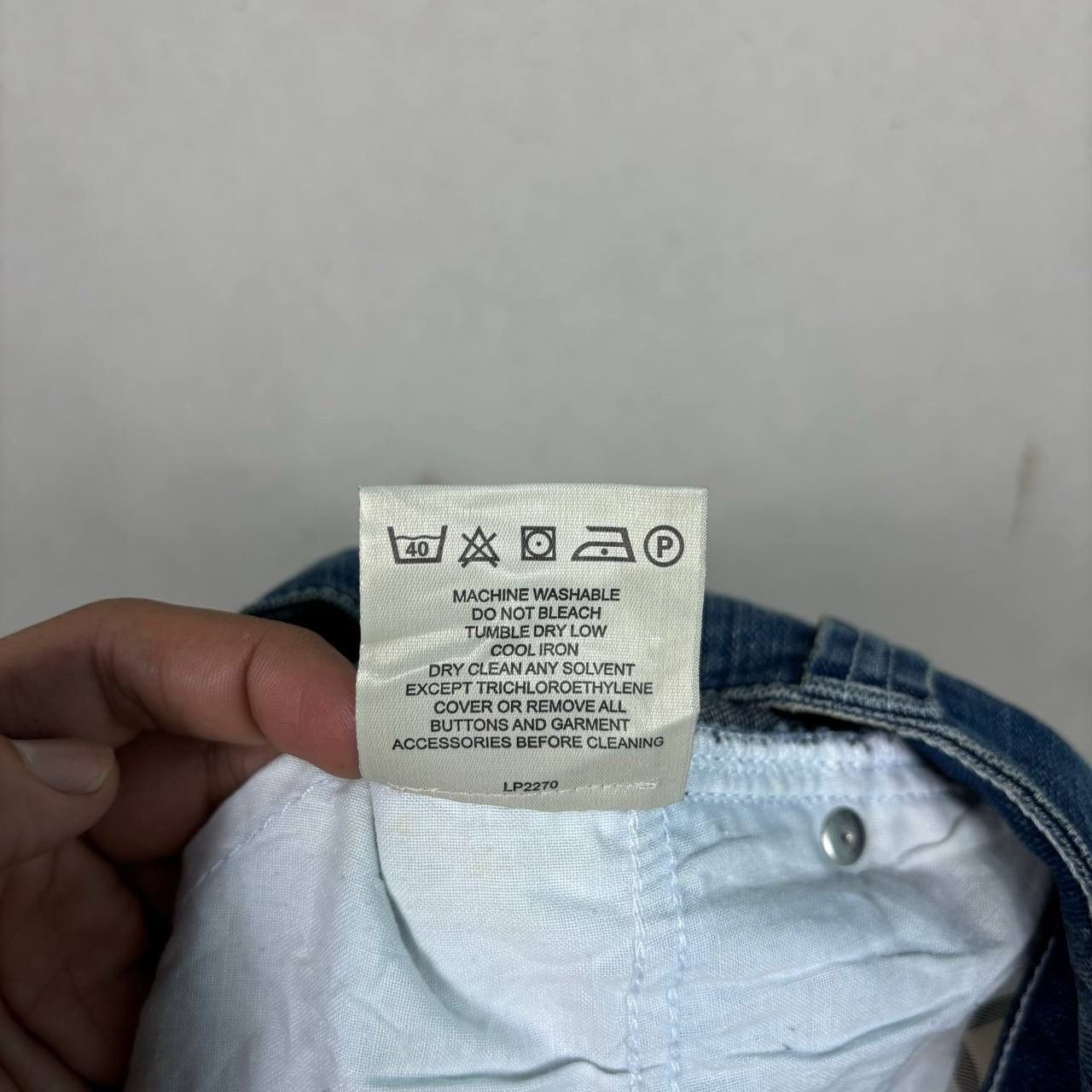 Burberry Burberry London Vintage Denim Skirt Italy Nova Check Size 26" / US 2 / IT 38 - 8 Thumbnail