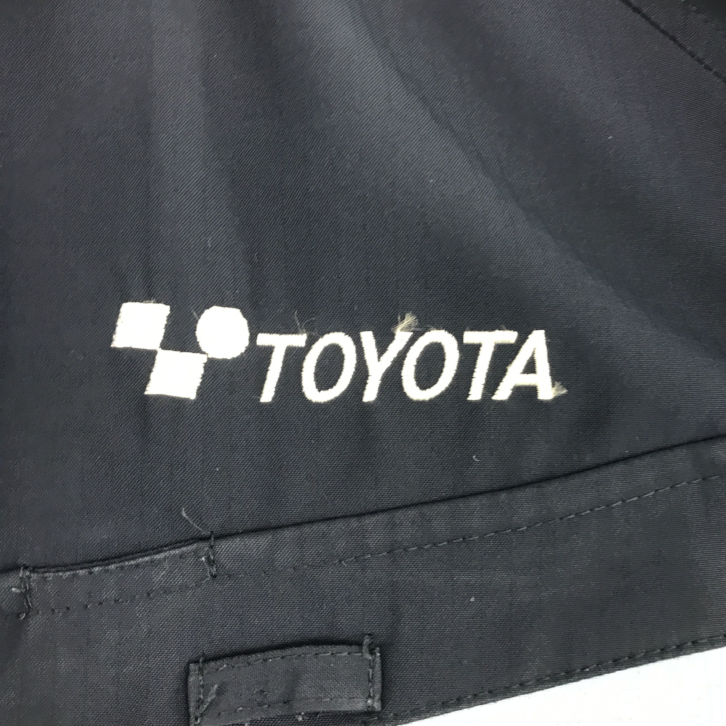 Sports Specialties toyota racing short sleeve up zipper jacket Size US L / EU 52-54 / 3 - 7 Thumbnail