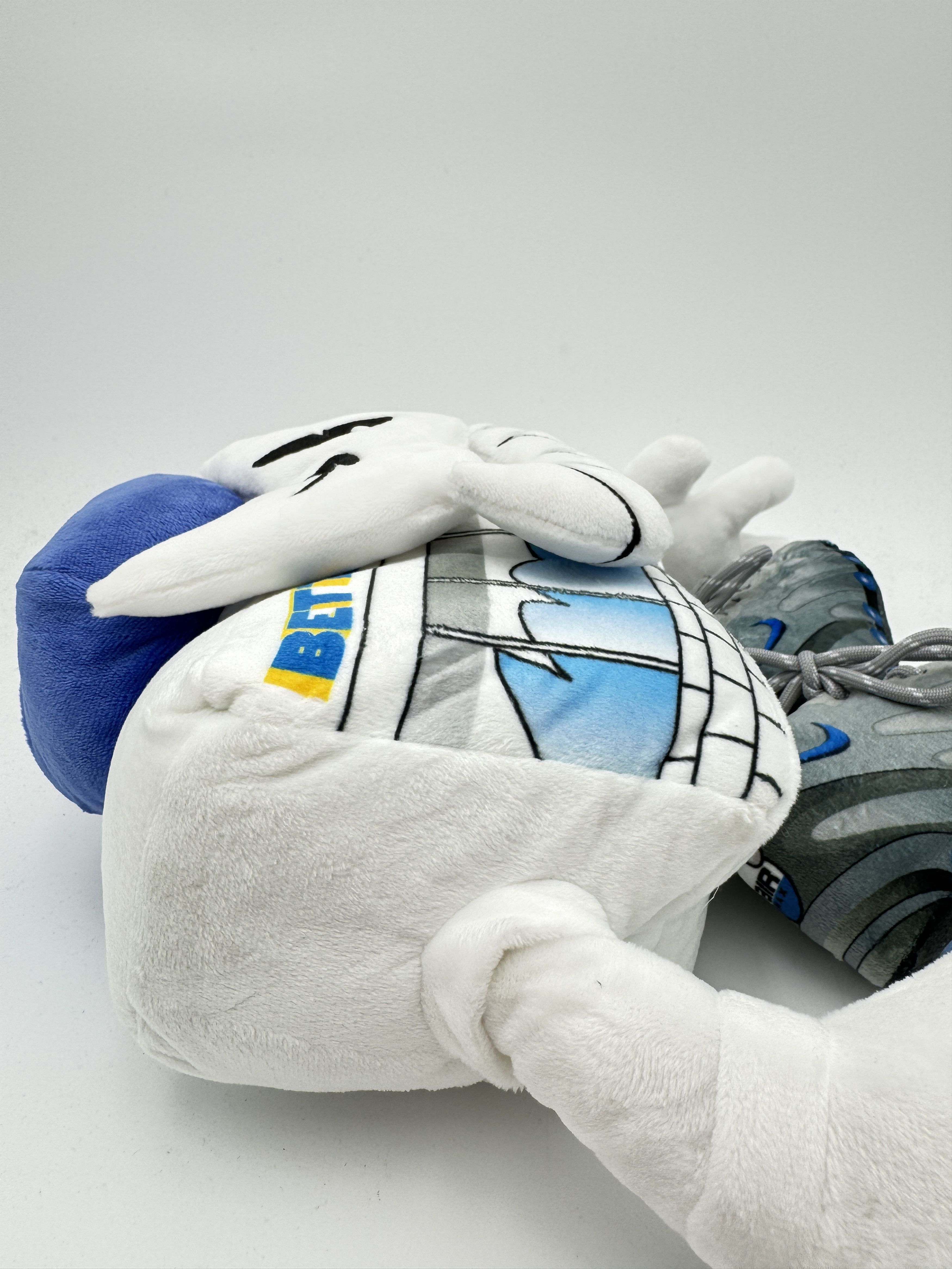 Nike Friends & Family Better Gift Shop Nike Plush Revengie Size ONE SIZE - 5 Thumbnail