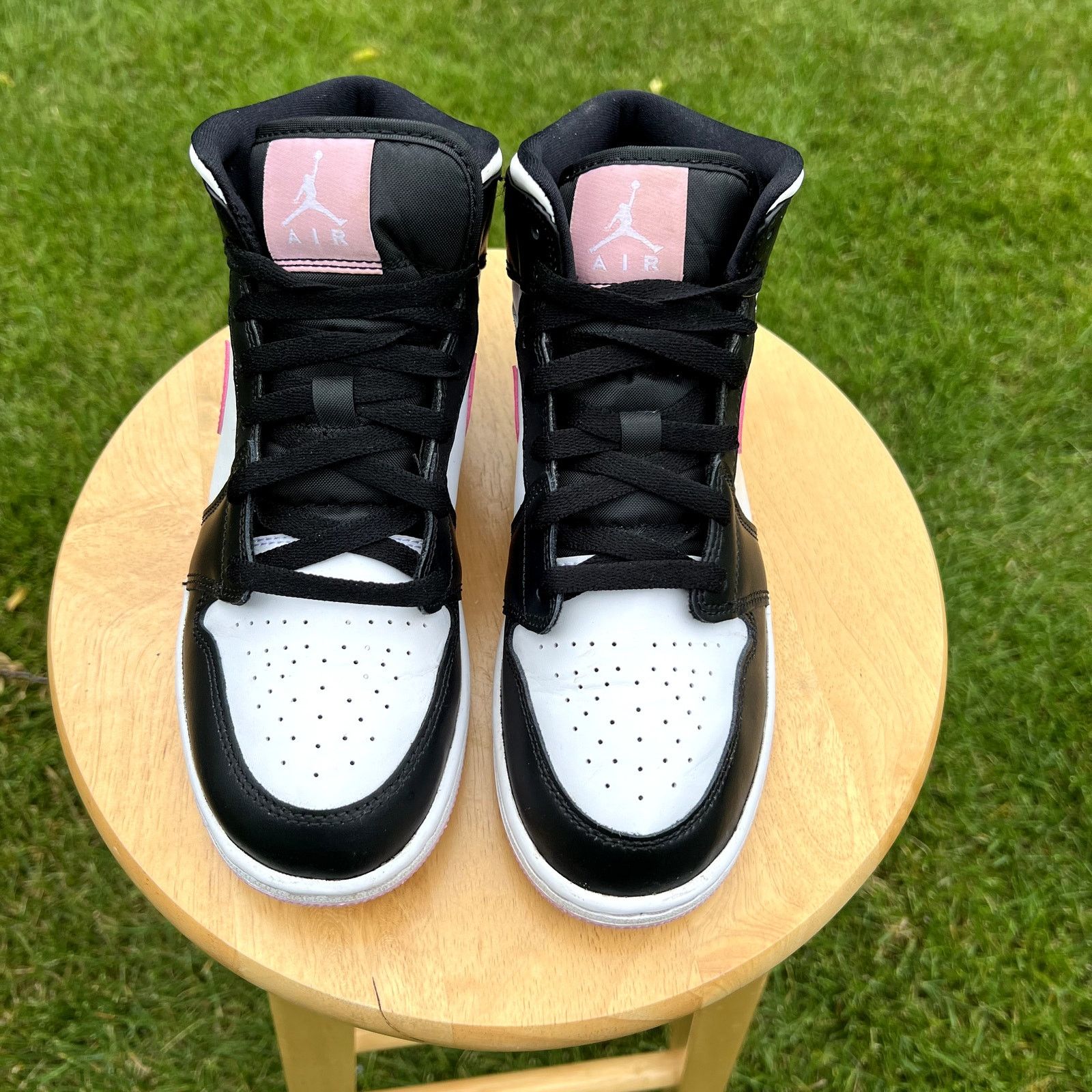 Jordan Brand × Nike Nike Air Jordan 1 Mid GS White Light Arctic Pink - Size 7 Size US 7 / EU 40 - 3 Thumbnail