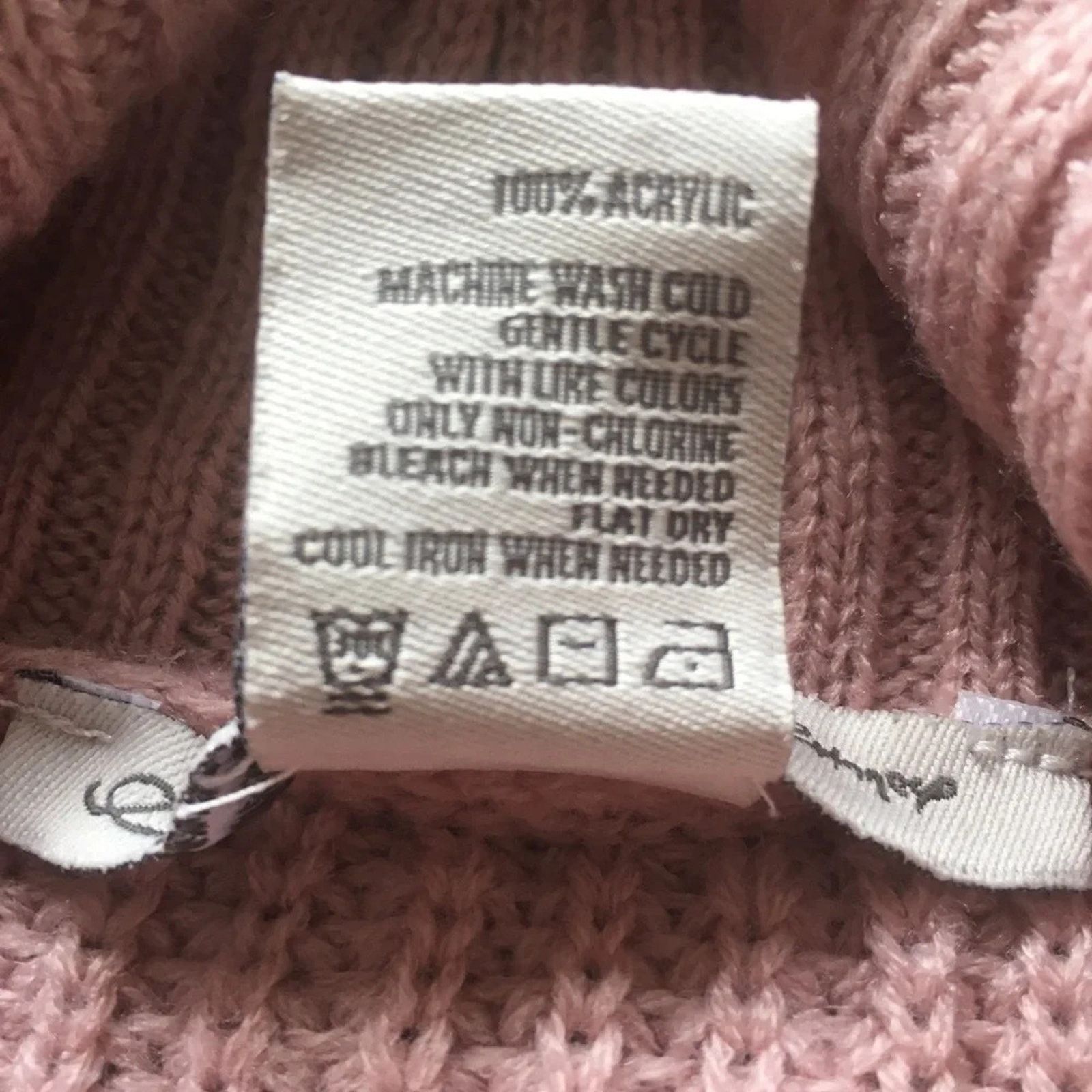 American Rag American Rag cowl neck long sleeve sweater, size small Size S / US 4 / IT 40 - 5 Thumbnail