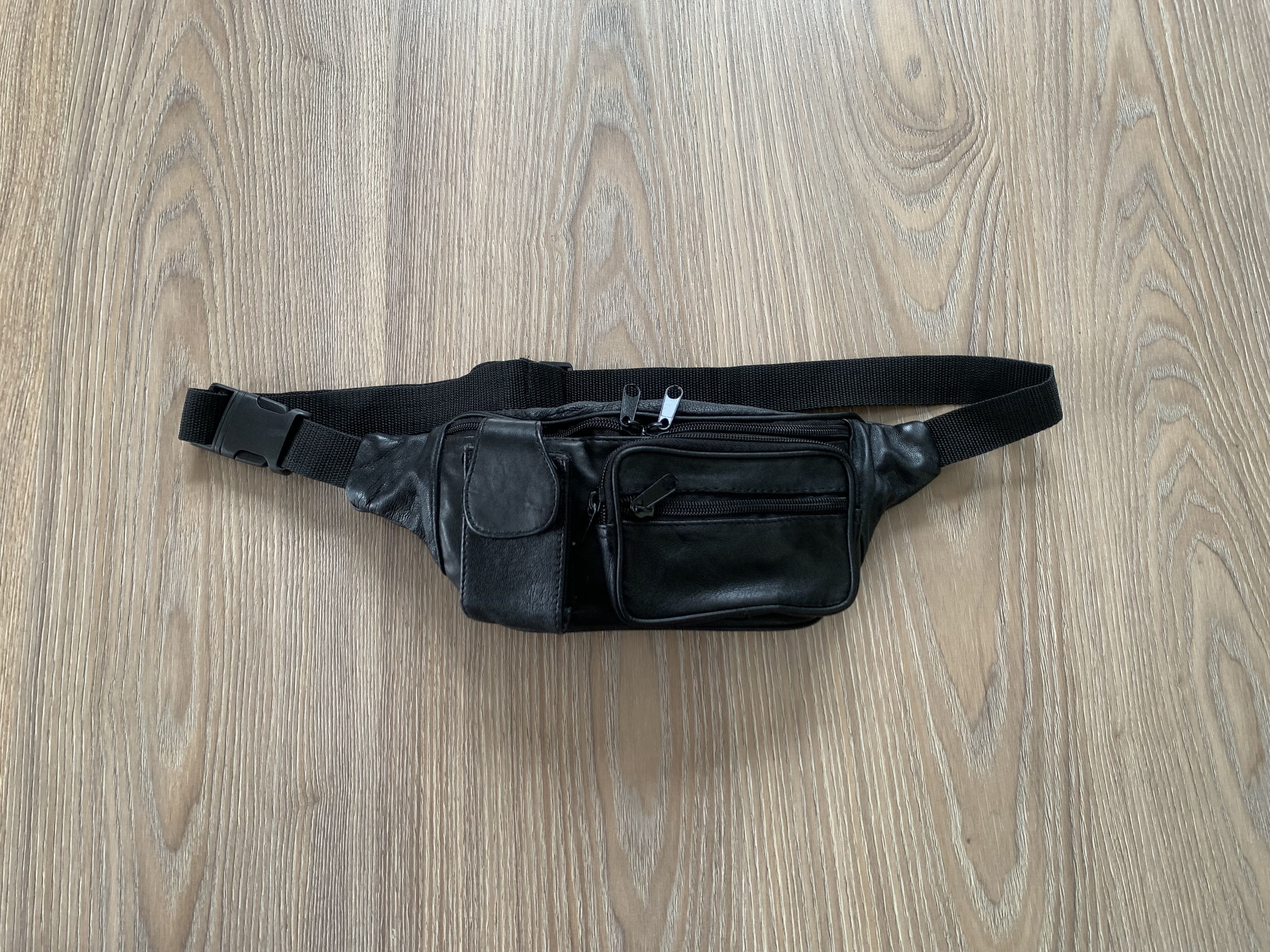 Handmade Hand Made Vintage Black Leather Fanny Pack Size ONE SIZE - 1 Thumbnail