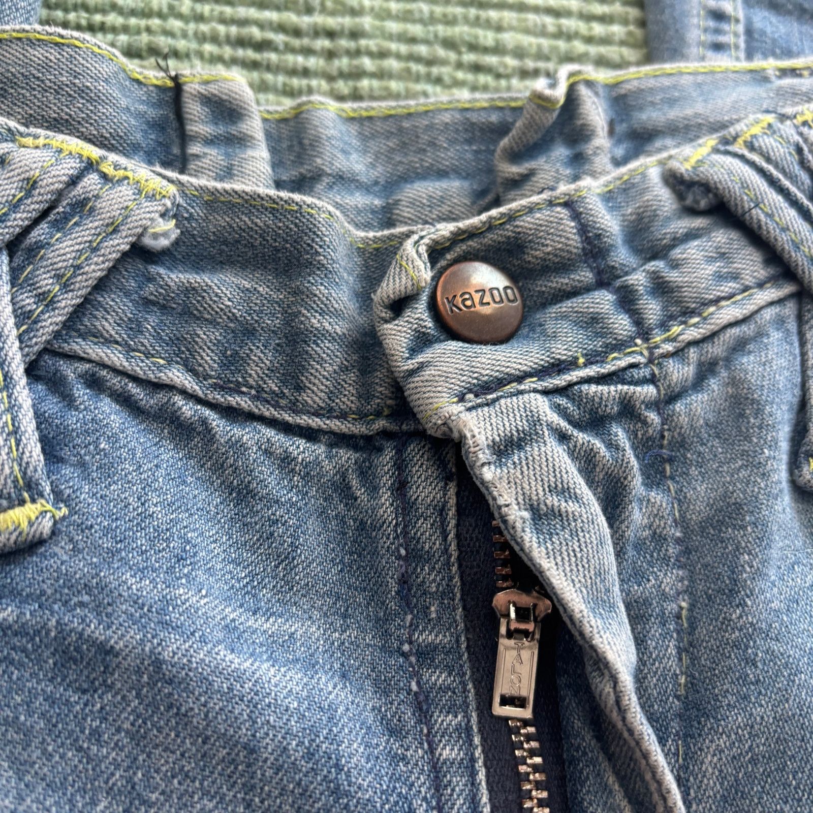 Vintage Vintage 70s Distressed Faded Bell Bottom Jeans Kazoo 28x31 Size 28" / US 6 / IT 42 - 2 Thumbnail