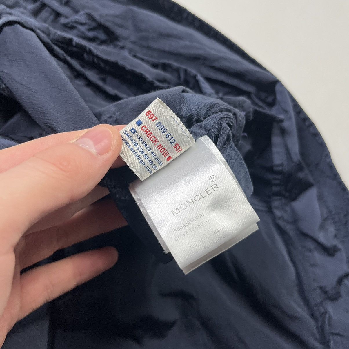 Grailed × Moncler MONCLER JODELLE Shimmer Jacket Windbreaker Giubbotto Size M / US 6-8 / IT 42-44 - 16 Thumbnail