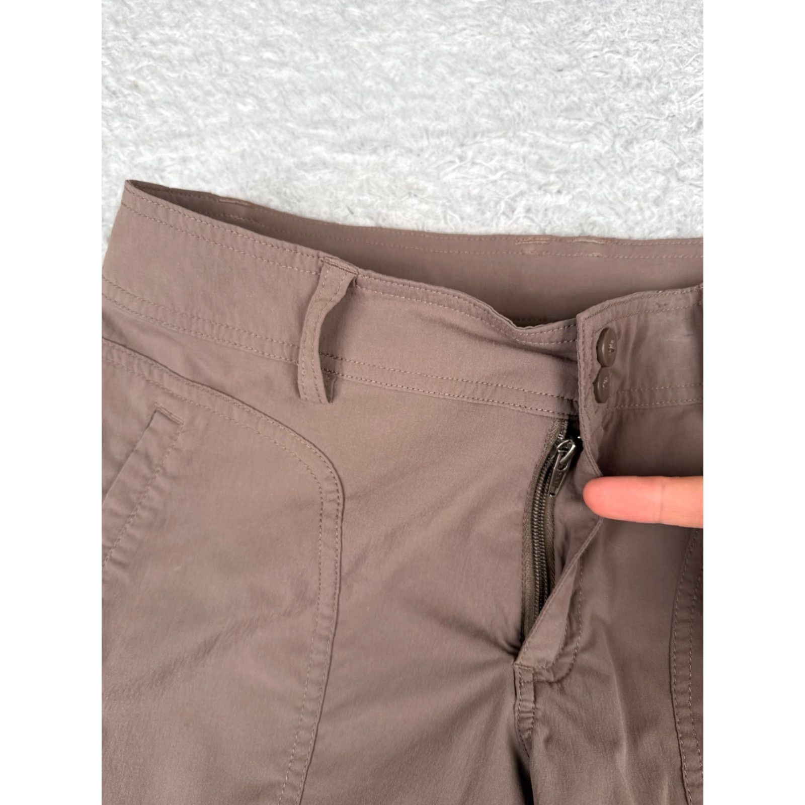 Patagonia Patagonia Shorts Women Brown Solimar Nylon Cargo 28x15 UPF 30 2 Solimar Shorts Cargo Activewear Casual Travel Workwear Size 26" / US 2 / IT 38 - 6 Thumbnail