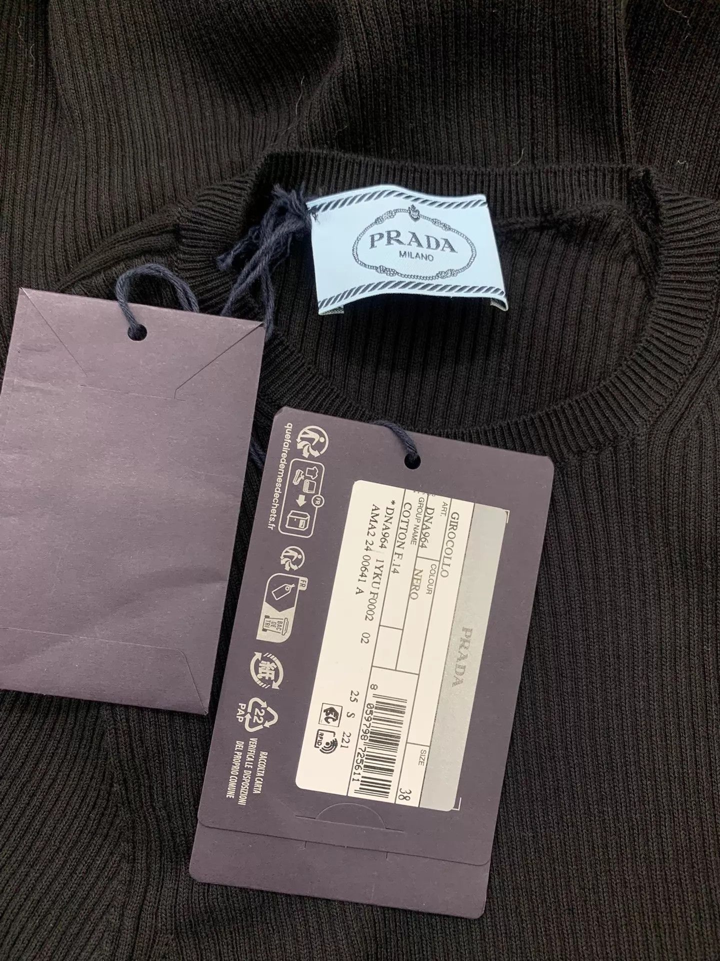 Prada PRADA Black Base Sweater Size 38 New with Tags Size XS / US 0-2 / IT 36-38 - 4 Thumbnail