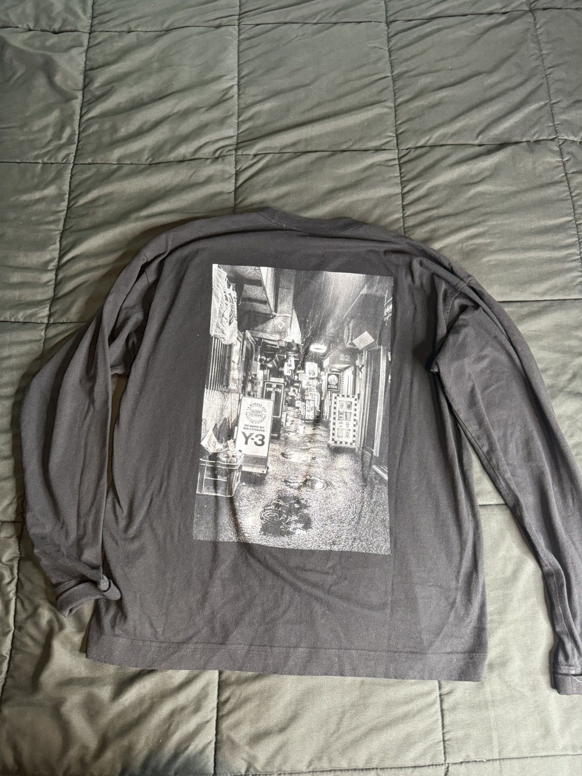 Adidas × Y-3 × Yohji Yamamoto Y-3 x Adidas “Alleyway” Graphic Long Sleeve Size US M / EU 48-50 / 2 - 4 Thumbnail