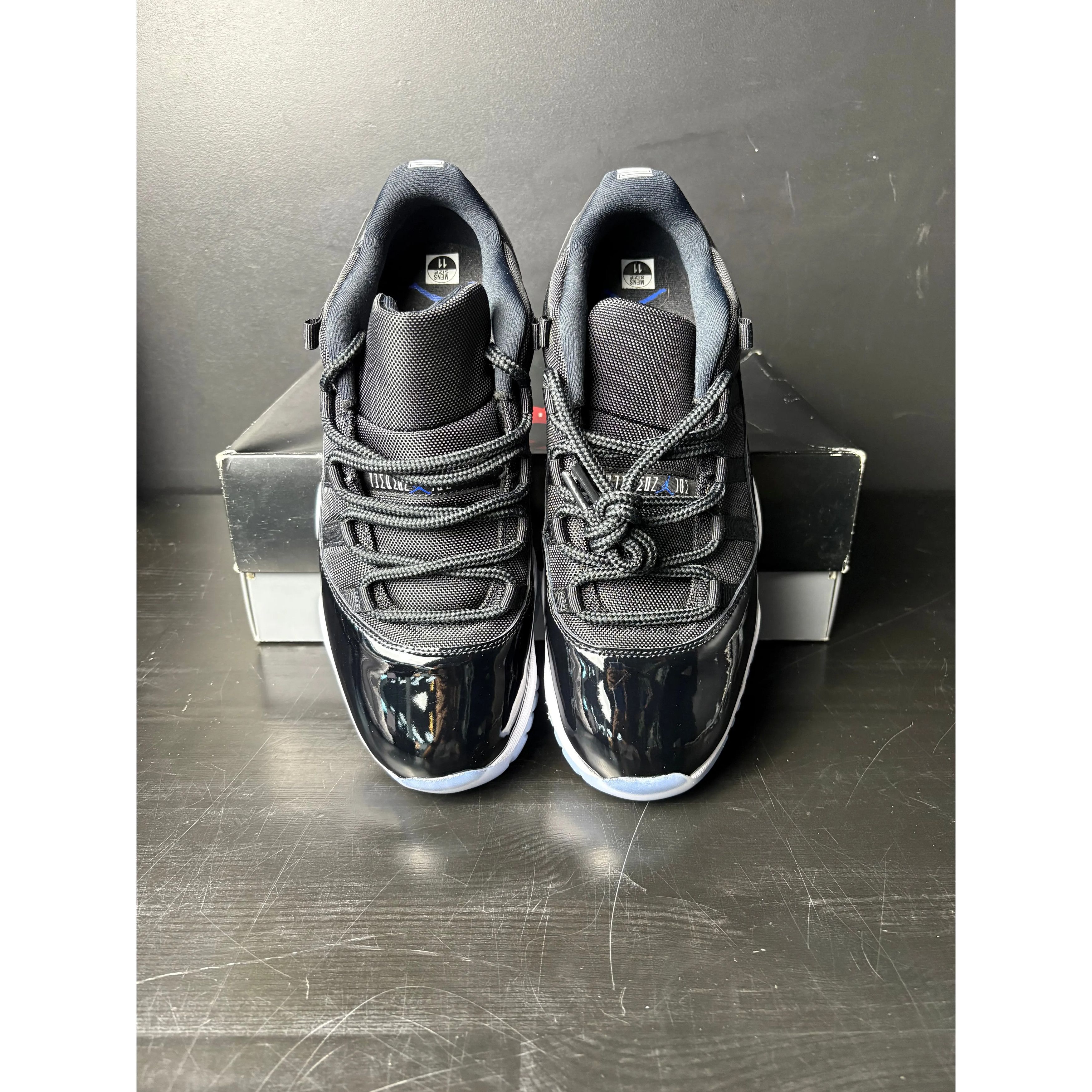 Jordan Brand Air Jordan 11 Retro Low "Space Jam" **PRE-OWNED** - 11M Size US 11 / EU 44 - 4 Thumbnail
