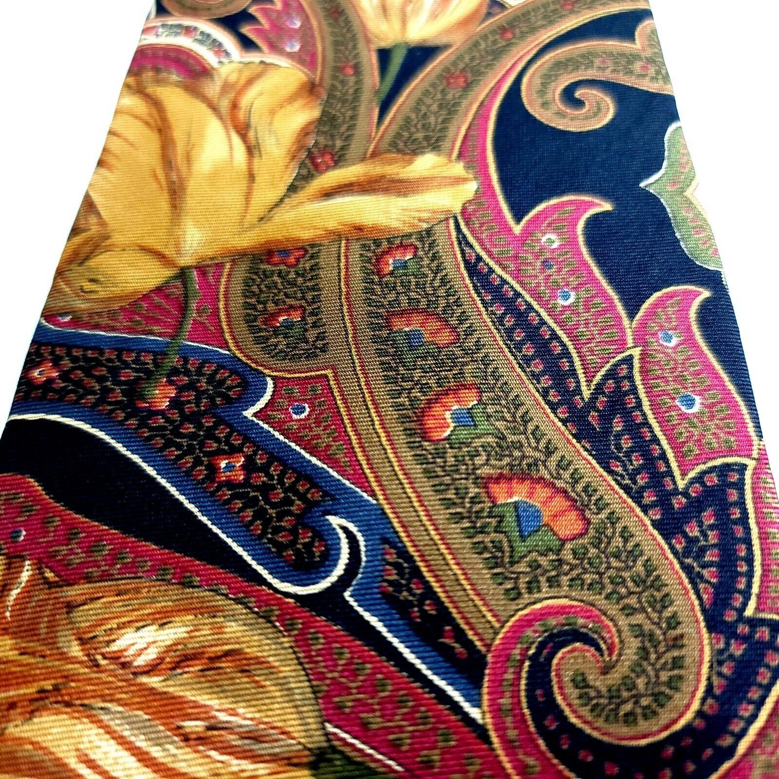 Croft & Barrow Croft & Barrow Floral Print Black Red Green Tan Short Wide S Size ONE SIZE - 2 Thumbnail