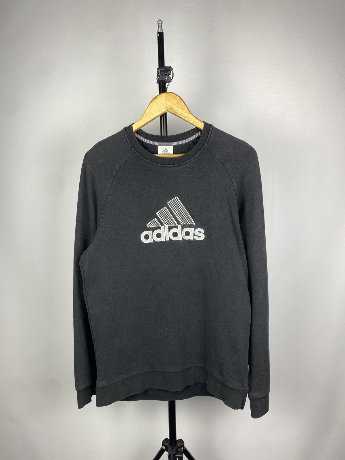 Adidas × Vintage Vintage Adidas 00s Big Logo Crewneck Sweatshirt Size US S / EU 44-46 / 1 - 1 Thumbnail