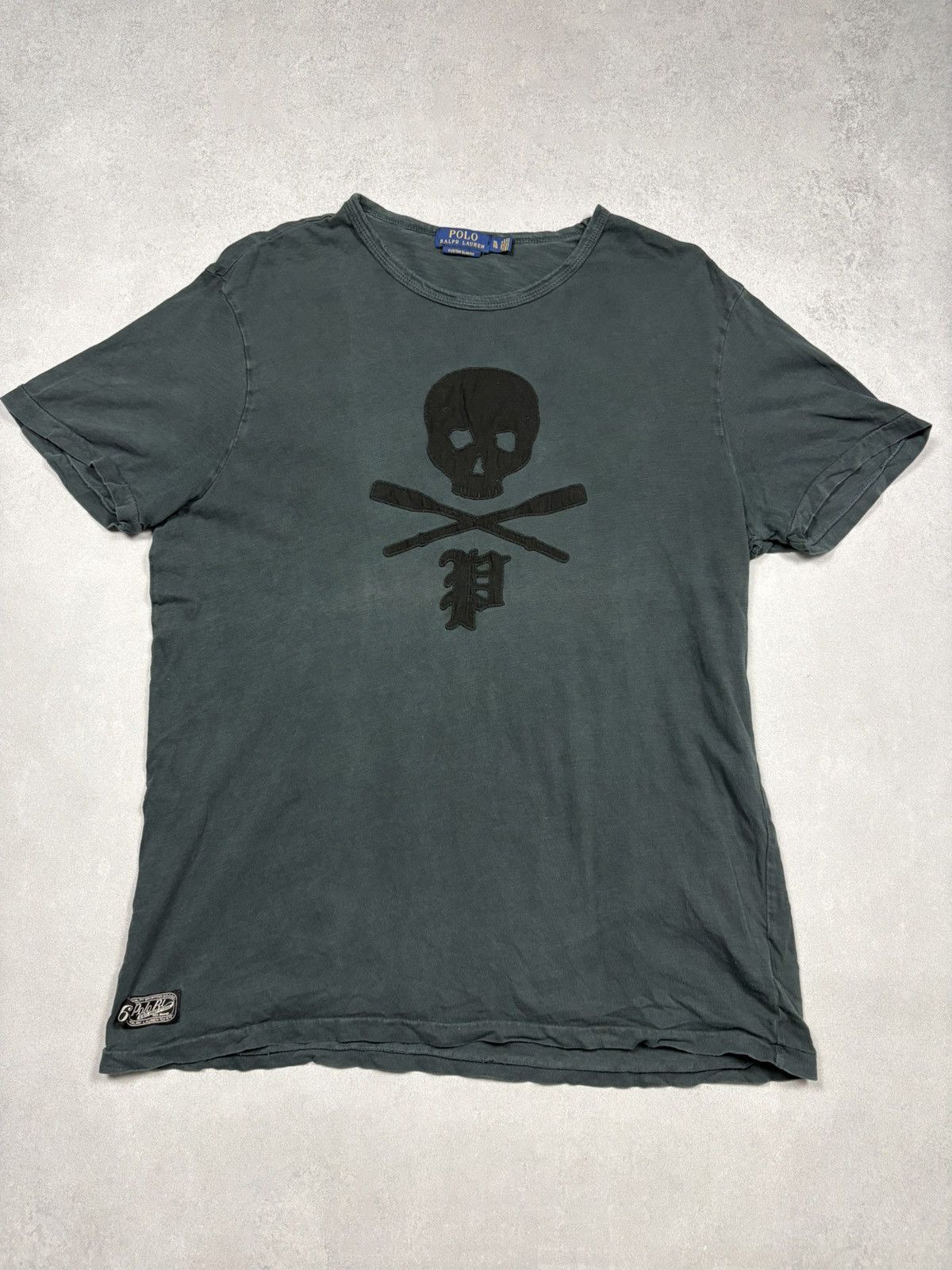 Polo Ralph Lauren Polo Ralph Lauren Avant Garde Skull Crossed Bats Y2K Tee XL Size US XL / EU 56 / 4 - 1 Thumbnail