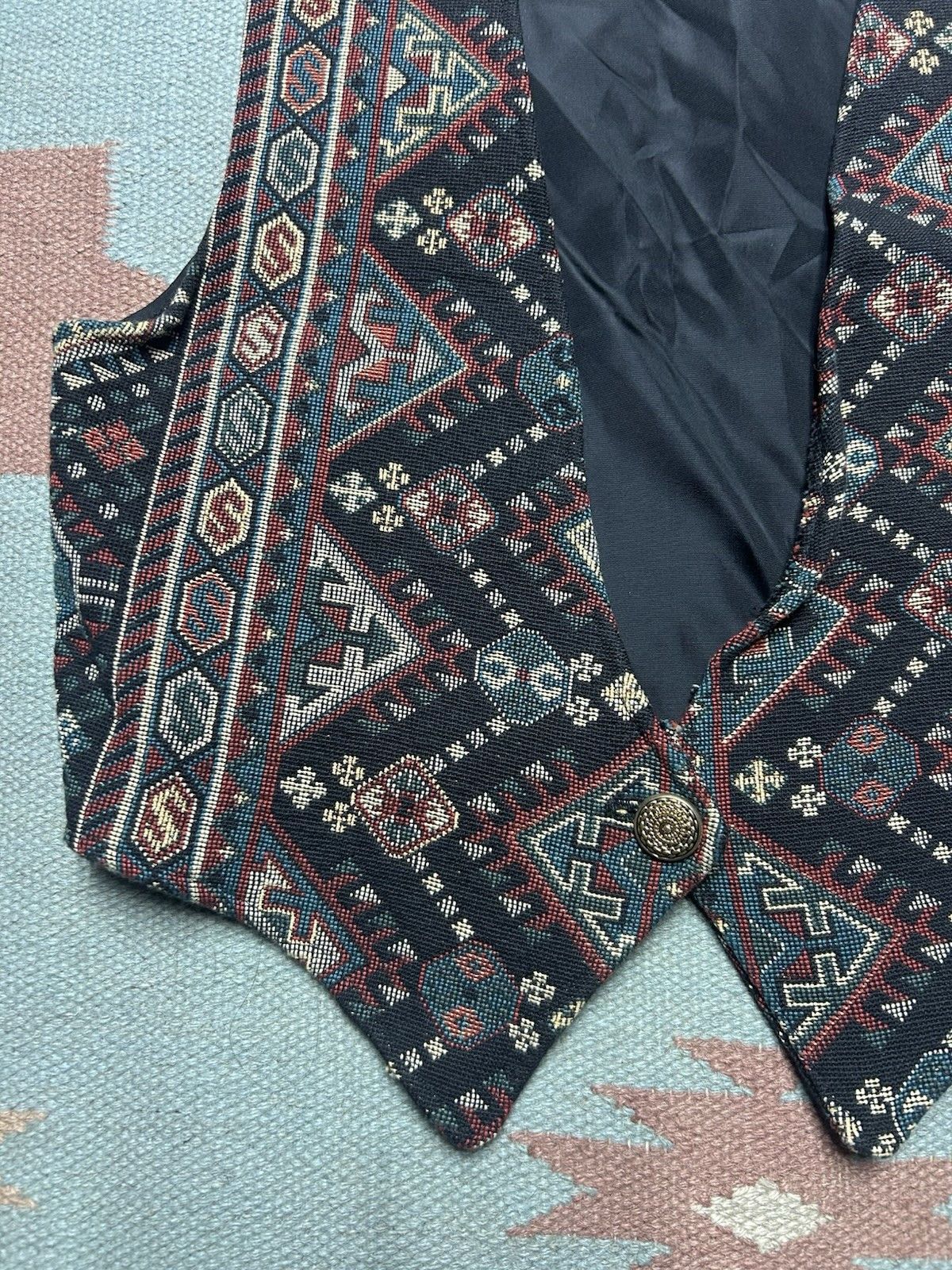 Vintage Vintage 80s women’s vest jacket knit front Aztec Navajo M Size M / US 6-8 / IT 42-44 - 2 Thumbnail