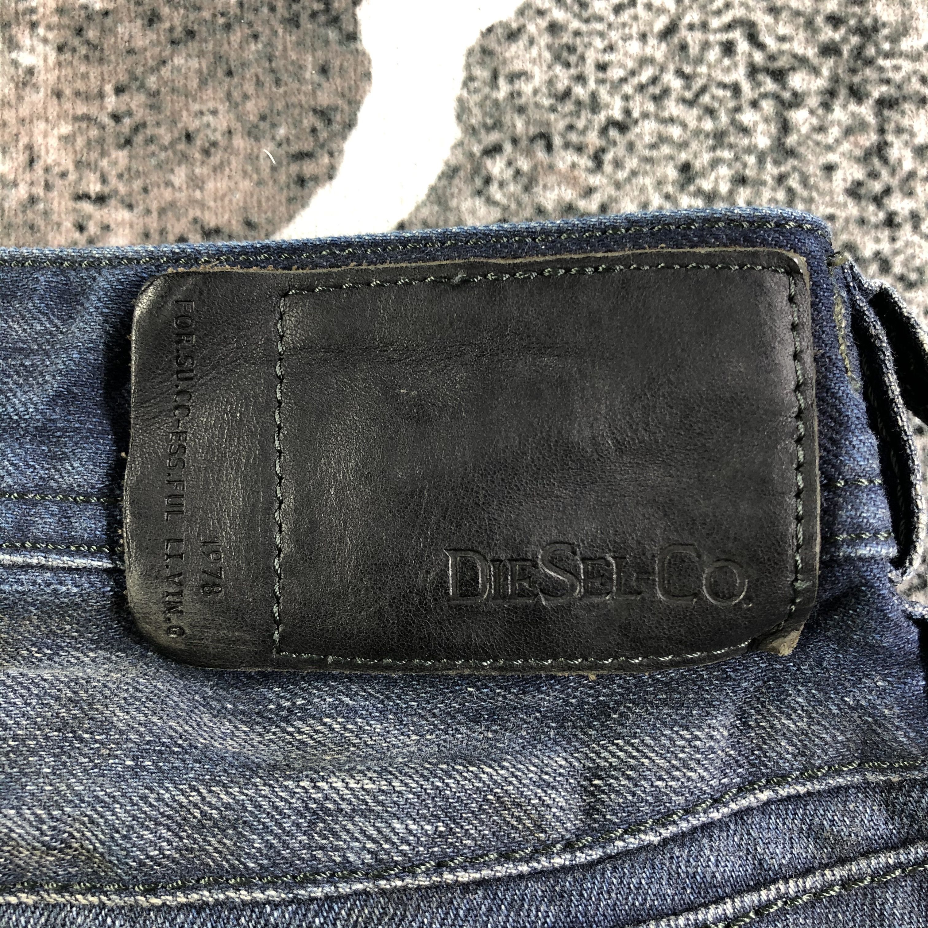 Diesel Diesel Krayver Jeans Destroyed Denim KJ2411 Size US 27 - 5 Thumbnail