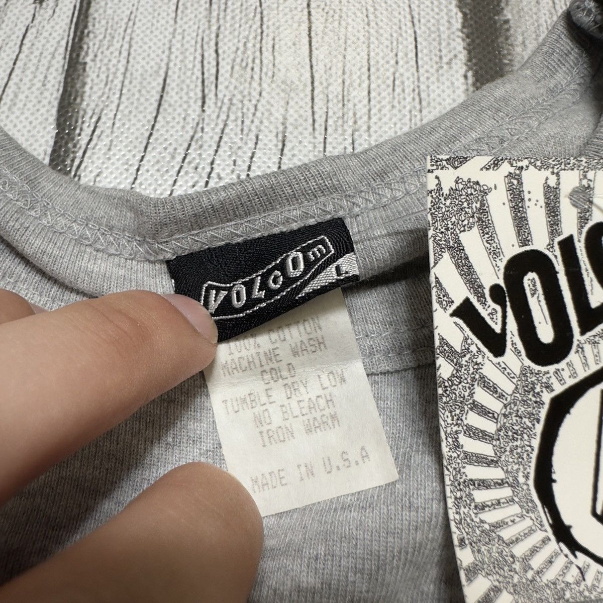 Vintage × Volcom Vintage Volcom tee Size L / US 10 / IT 46 - 4 Thumbnail