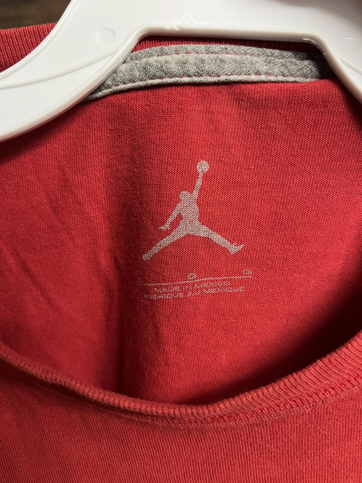 Designer Nike Air Jordan Flight Center Hit Tee Faded Jumpman T-shirt Size US L / EU 52-54 / 3 - 3 Thumbnail