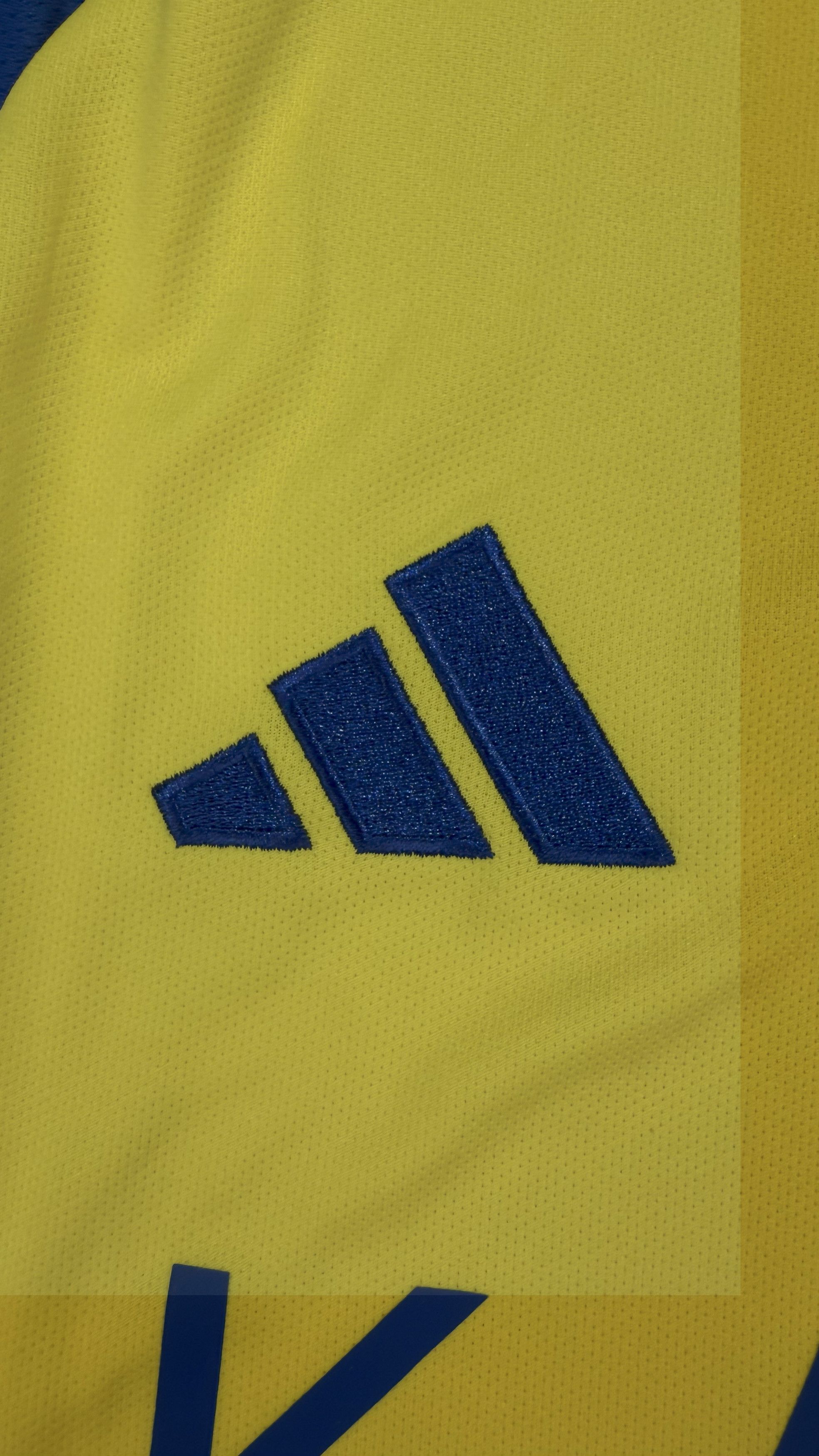 Other AL NASSR SOCCER JERSEY Size US M / EU 48-50 / 2 - 7 Thumbnail