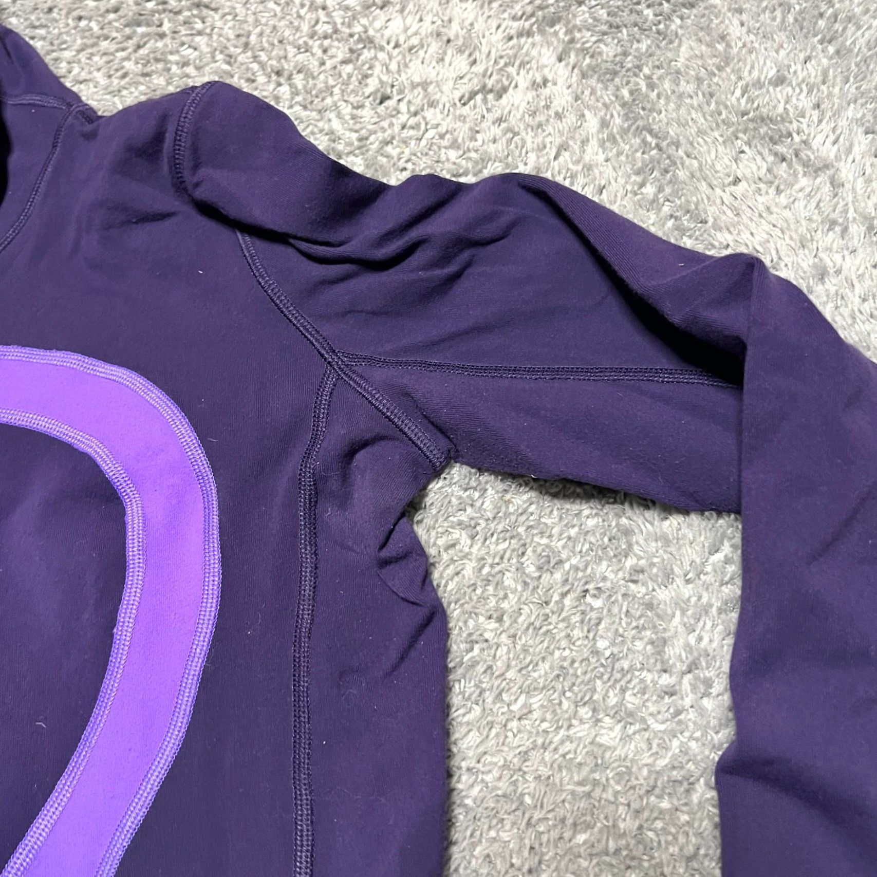 Lululemon Lululemon In Stride Jacket Womens 4 Full Zip Purple Thumbholes Size S / US 4 / IT 40 - 2 Thumbnail