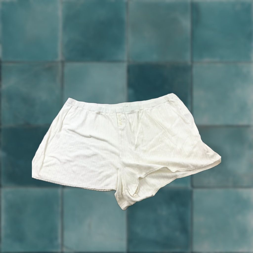 J.Crew VINTAGE J.Crew Women's Pajama Shorts Plus 3X Ivory Sleepwear 2" Inseam Size 40" / US 18 - 1 Thumbnail