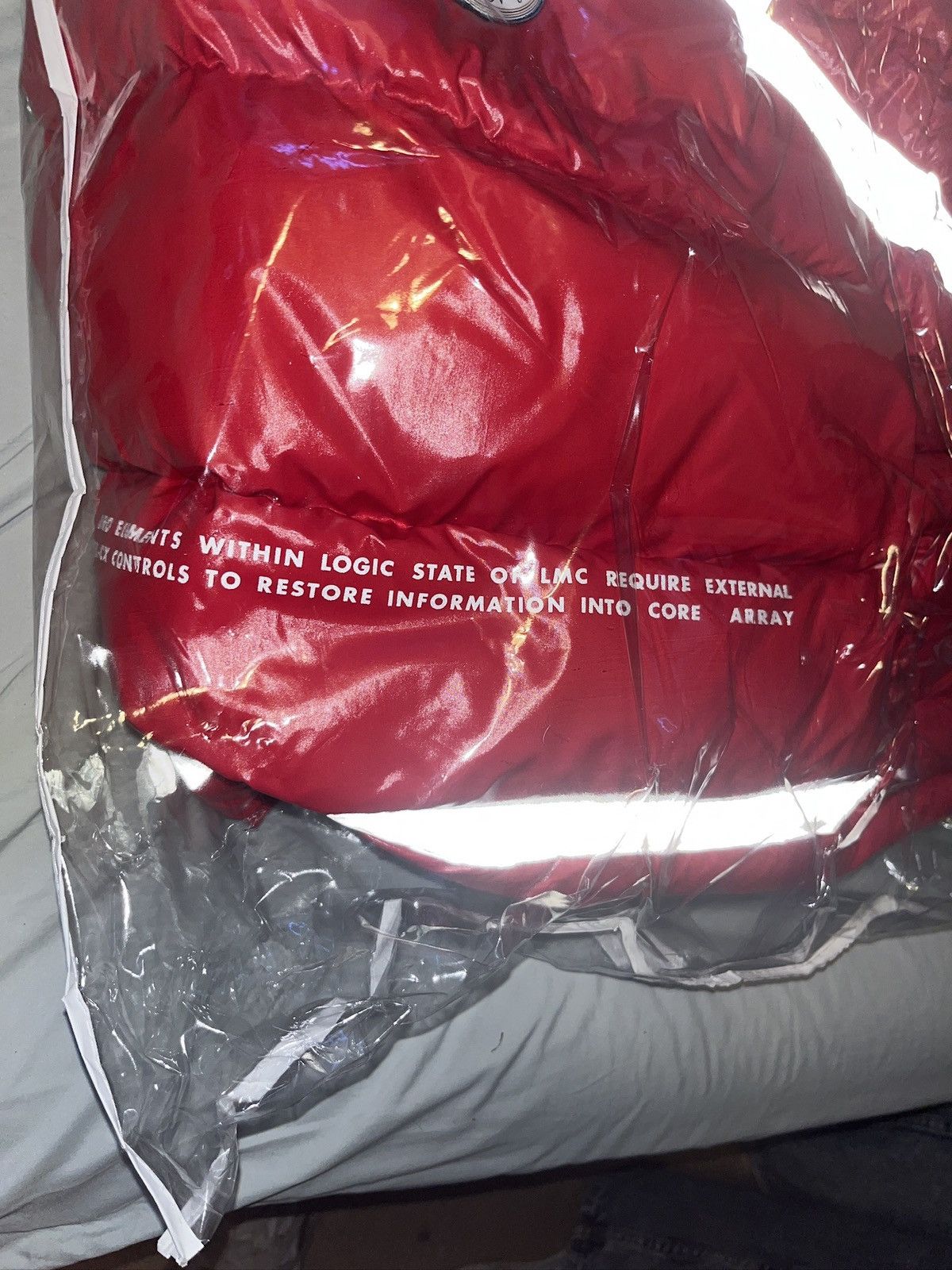 Undercover Undercover 2001 Space Odyssey Red Puffer Jacket Size US XS / EU 42 / 0 - 8 Thumbnail
