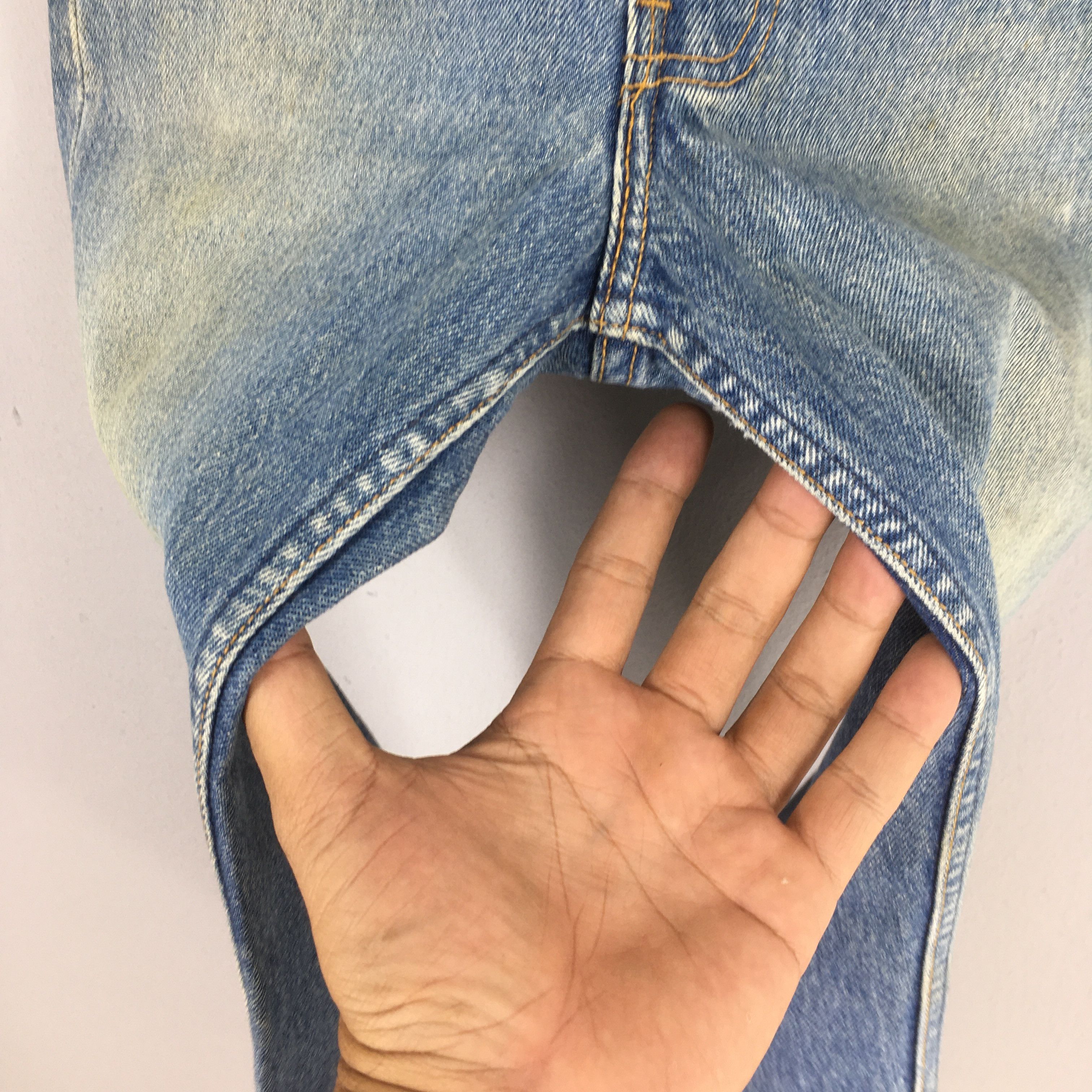 Levi's Size 28x30 Vintage 90s Levi's 501 Straight Leg Jeans S502 Size US 28 / EU 44 - 5 Thumbnail
