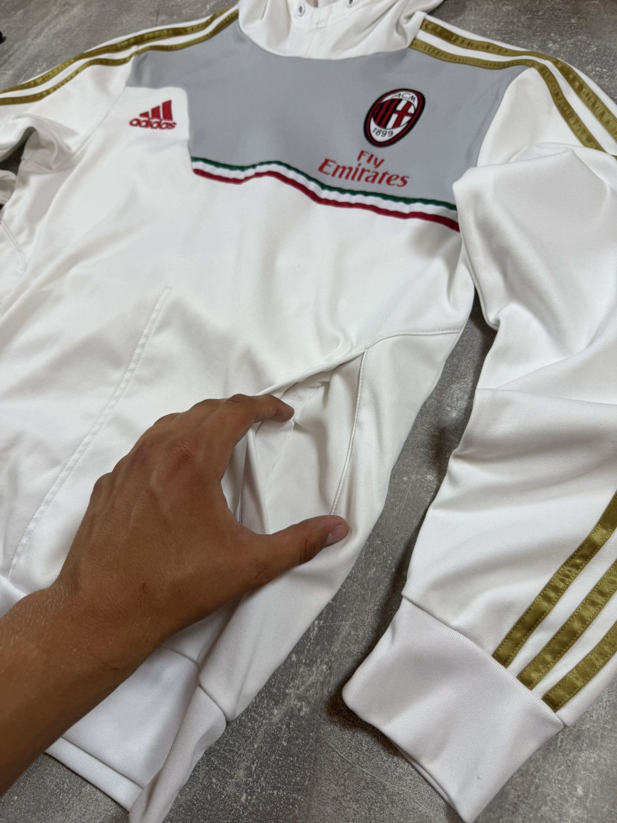 Adidas Vintage Adidas Milan Hoodie Sweatshirt Size US L / EU 52-54 / 3 - 7 Thumbnail