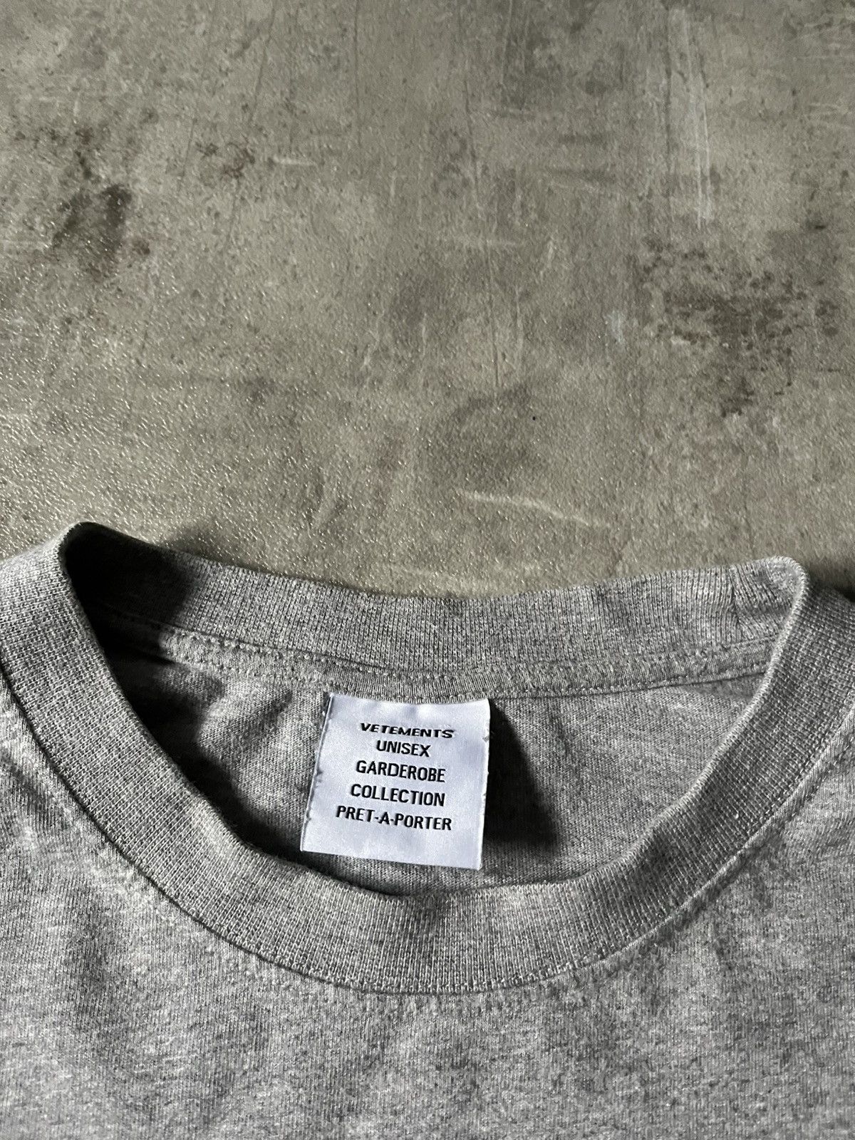 Vetements Vetements Limited Edition grey T-shirt Size US XL / EU 56 / 4 - 6 Thumbnail