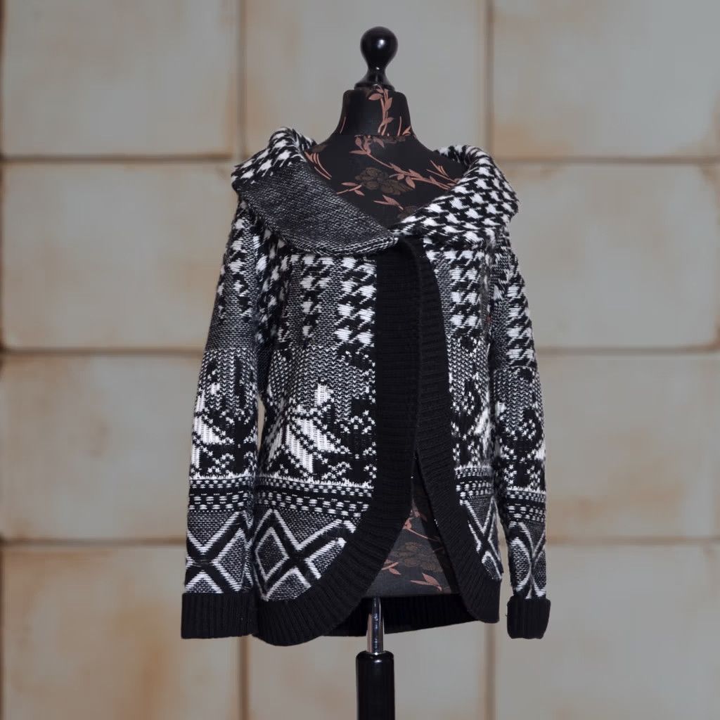 Desigual Desigual Women's Knitted Jacket Cardigan Long Sleeve 1 Snap Button Size L Grey Coatigan Overcoat Casual Womens Size L / US 10 / IT 46 - 1 Thumbnail