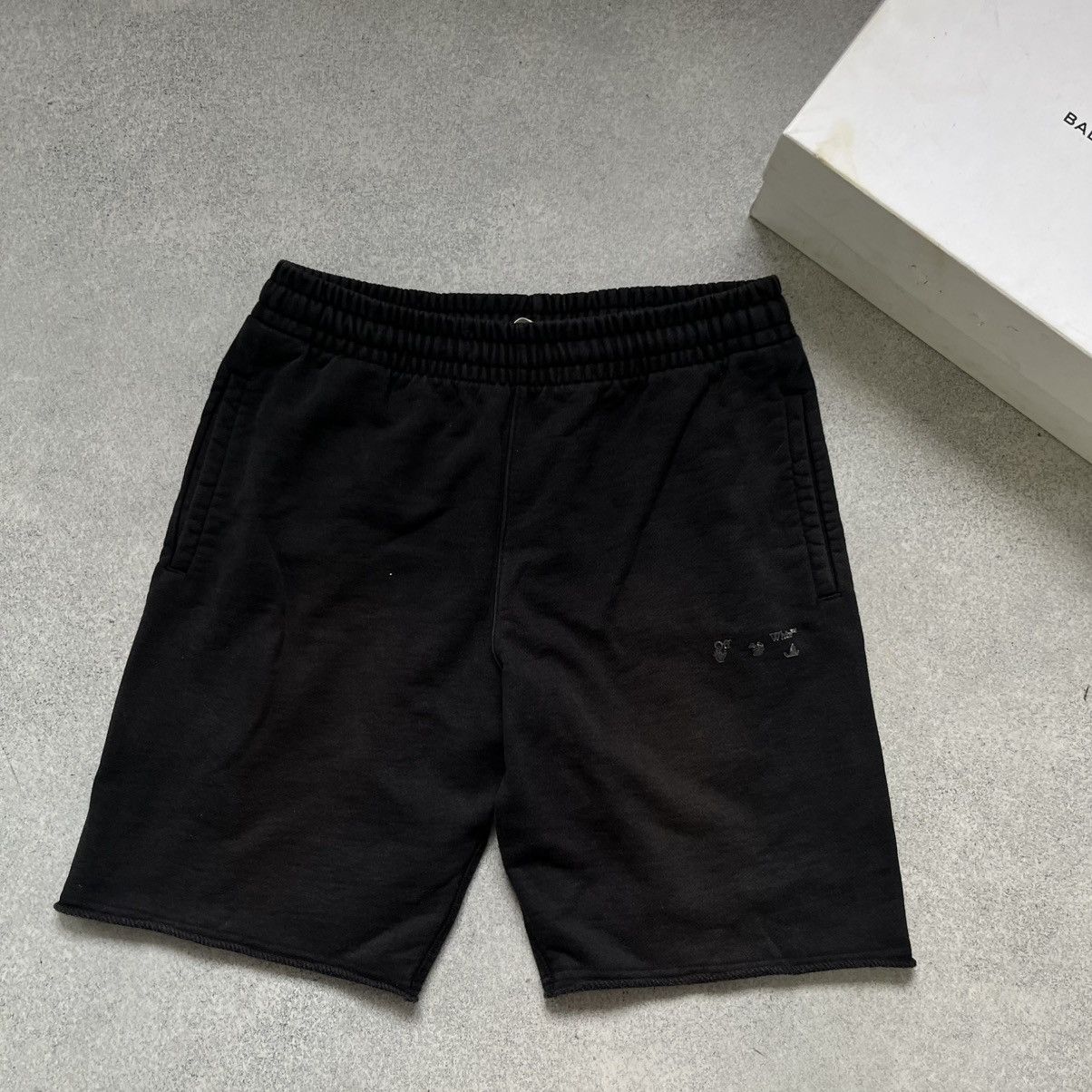 Off-White Off White Shorts Size US 32 / EU 48 - 2 Thumbnail