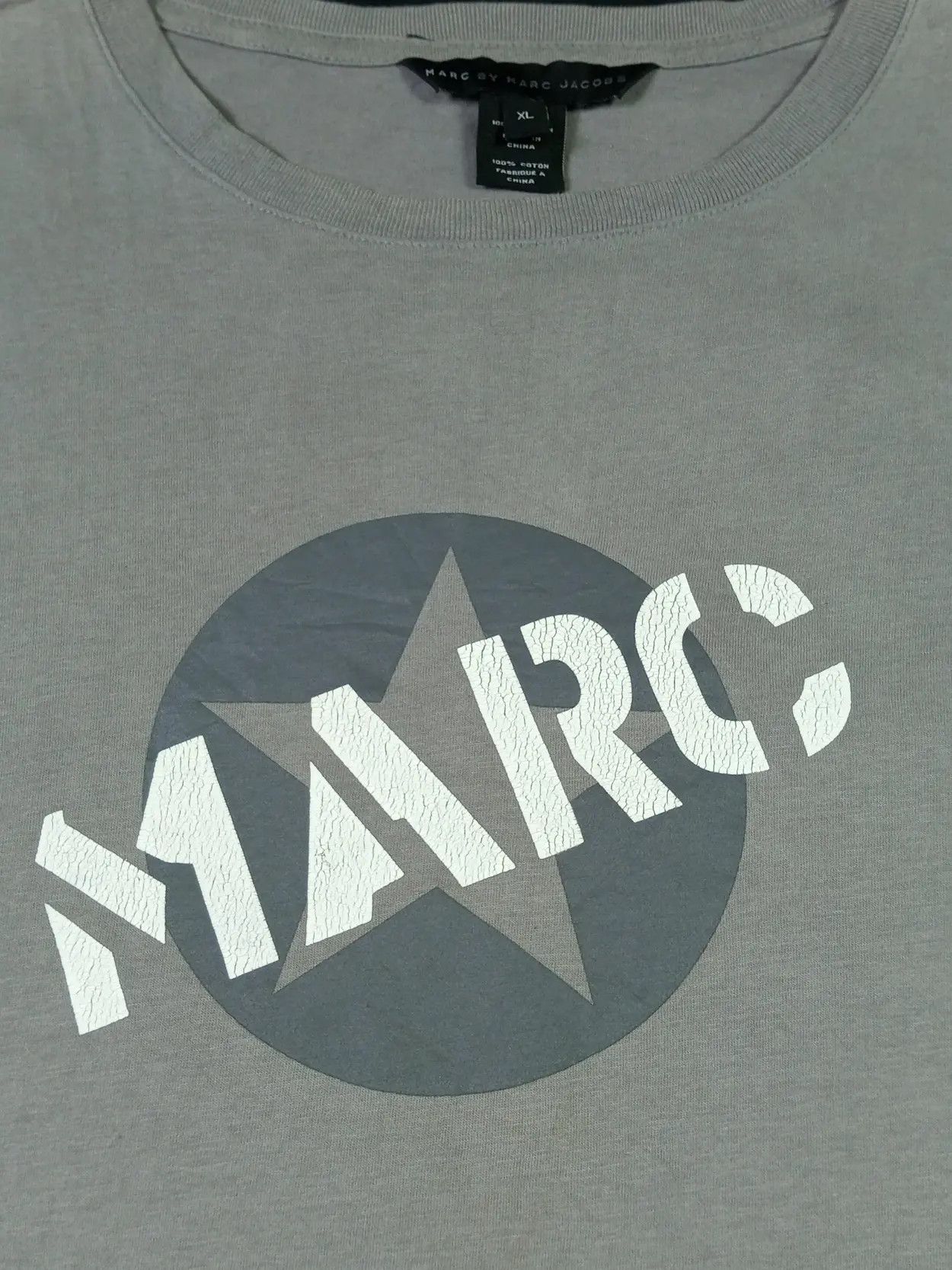 Marc Jacobs × Marc by Marc Jacobs × Vintage VTG Y2K Marc Jacobs Short Sleeve T-shirt Size US XL / EU 56 / 4 - 14 Thumbnail