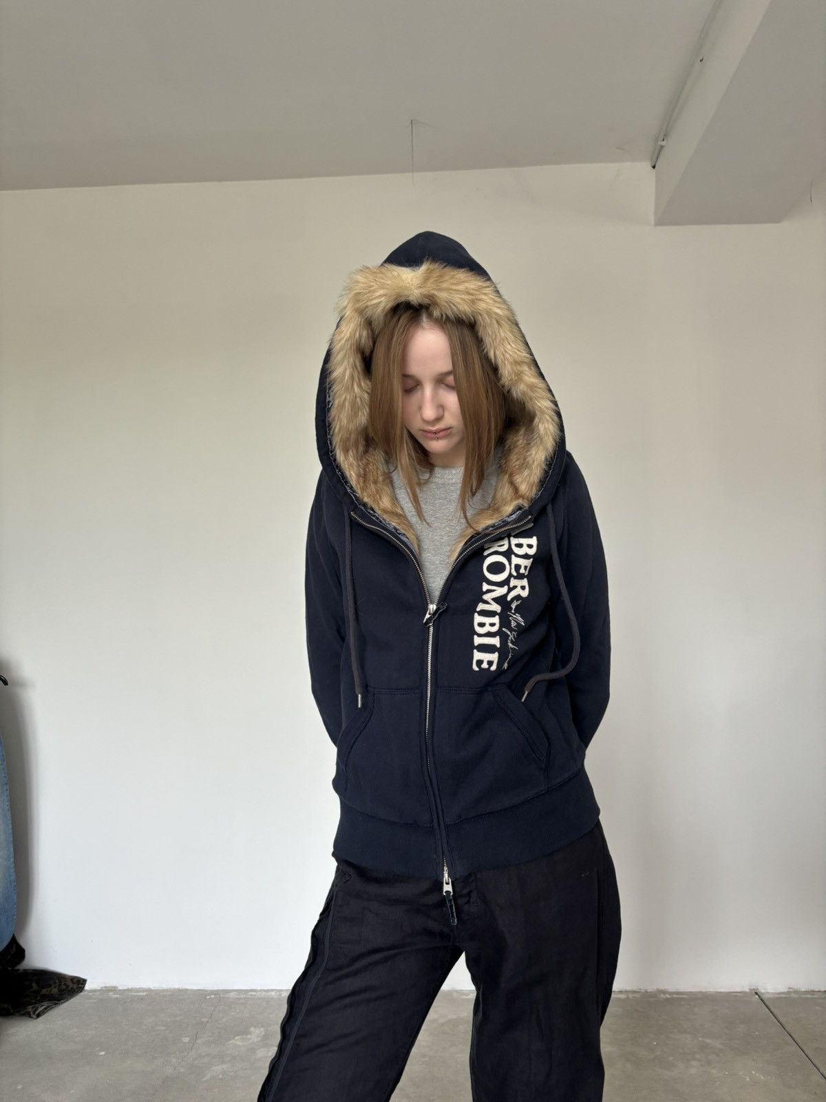 Abercrombie & Fitch Abercombrie Faur Fux Zip Hysteric Size S / US 4 / IT 40 - 2 Thumbnail