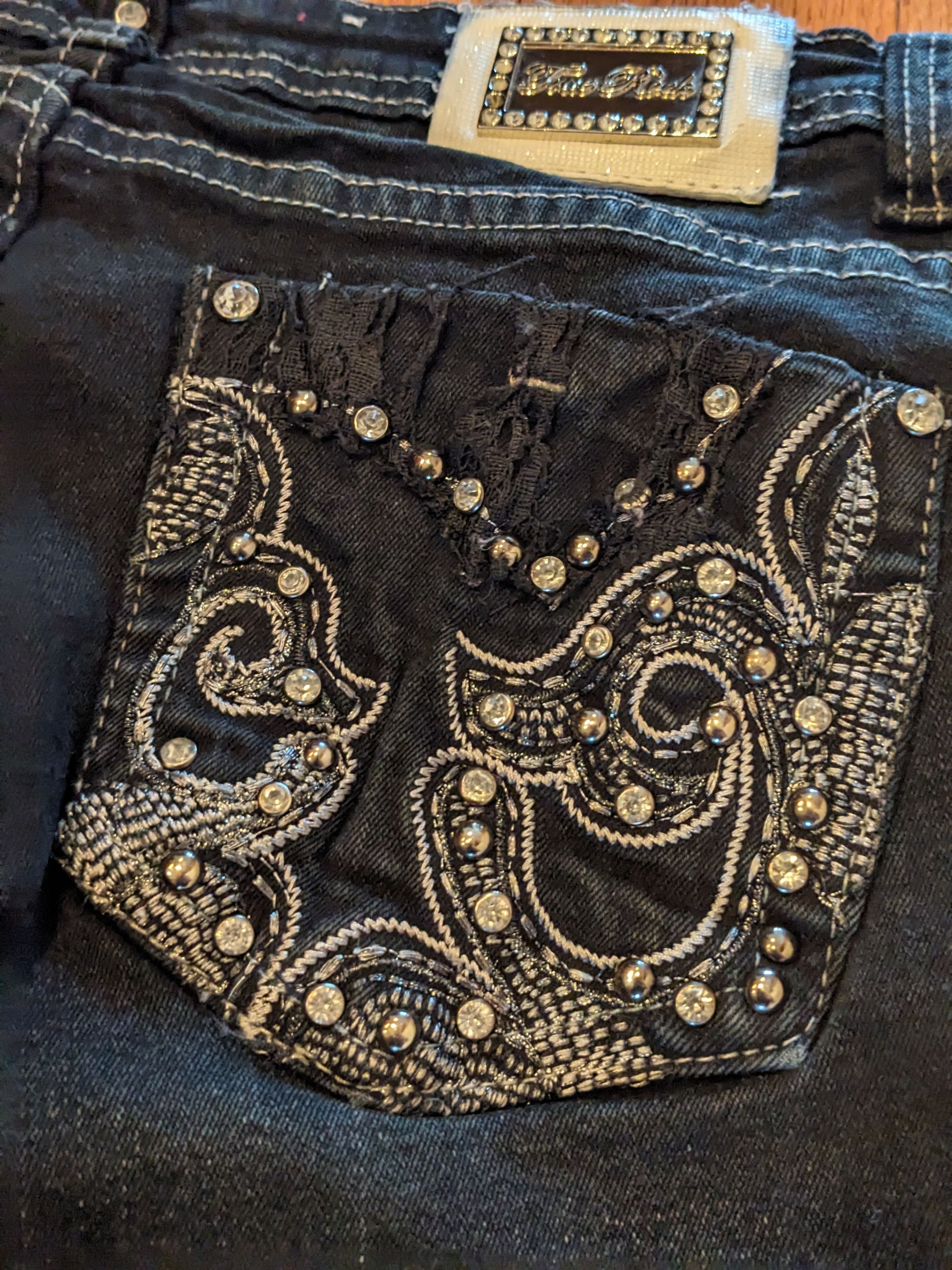 True Religion × Vintage Vintage Y2K True Rock Grunge Punk Bedazzled 9/10 Denim Jeans Size 29" - 2 Thumbnail